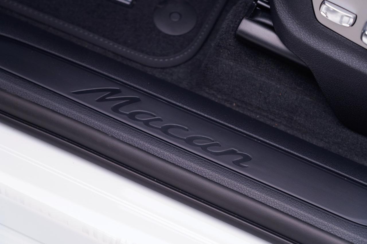 2026 Porsche Macan Pompano Beach FL