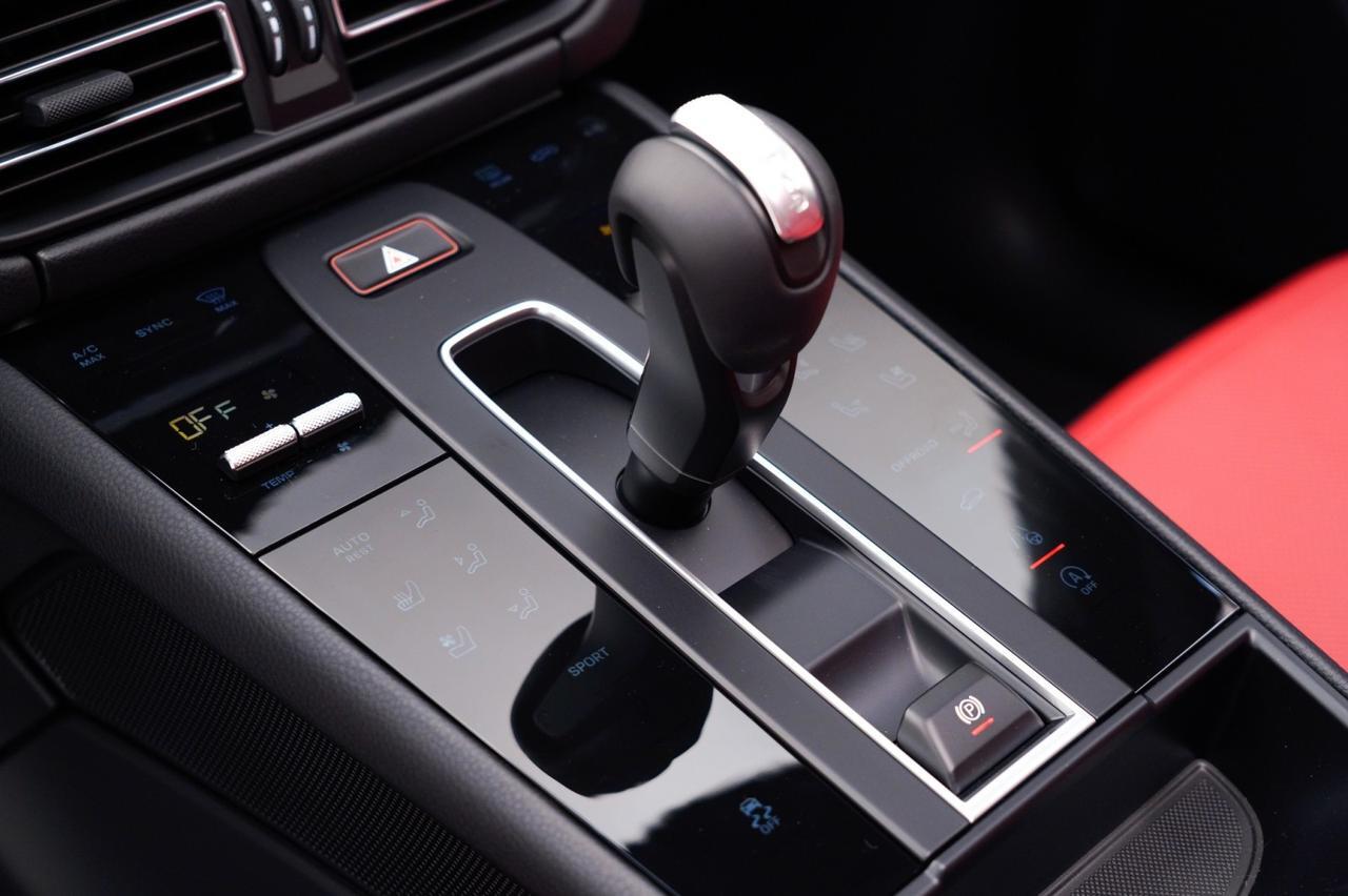 2026 Porsche Macan Pompano Beach FL