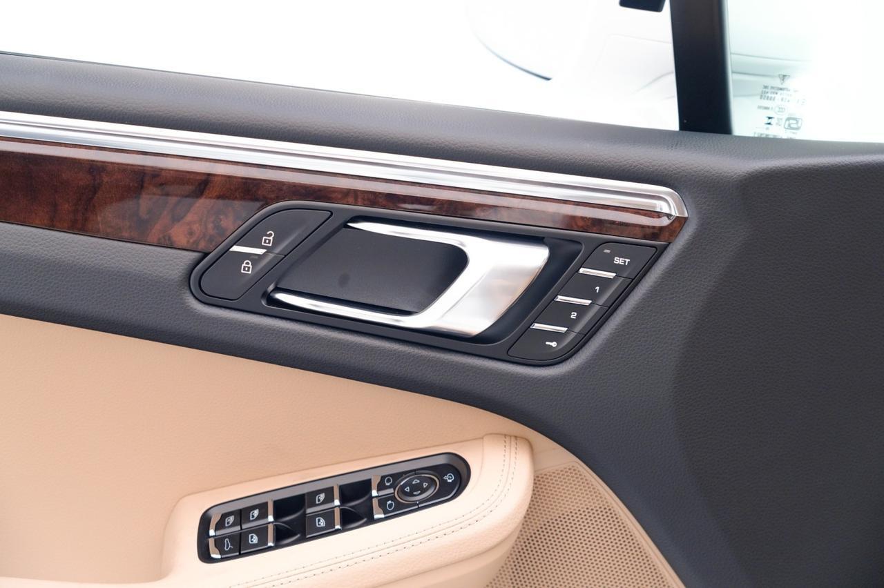 2026 Porsche Macan Pompano Beach FL