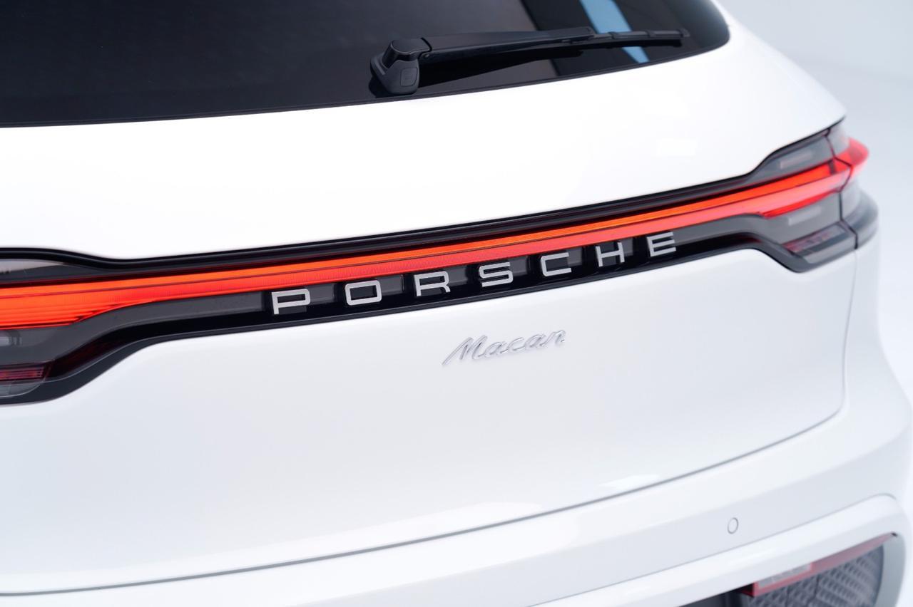 2026 Porsche Macan Pompano Beach FL