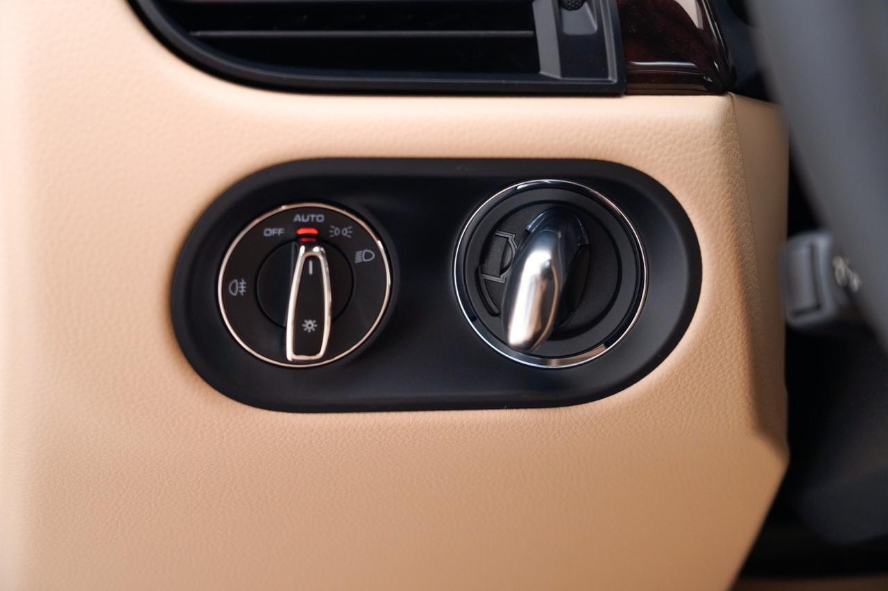 2026 Porsche Macan Pompano Beach FL