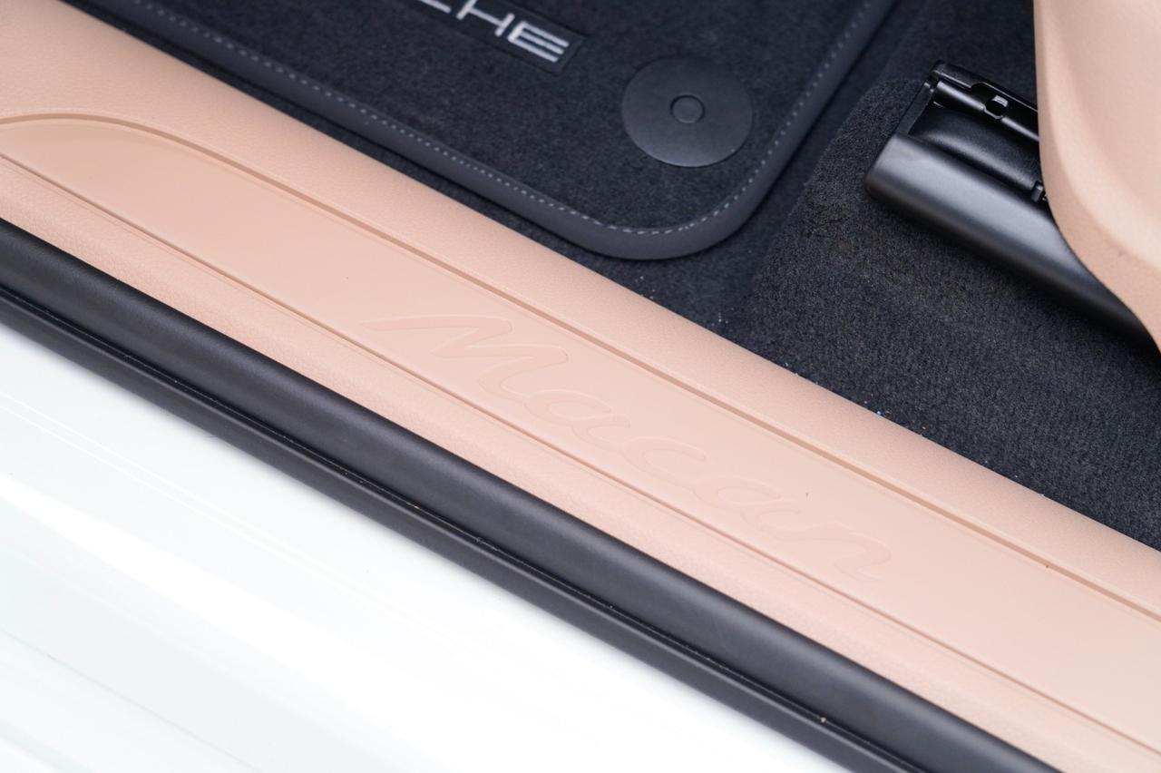 2026 Porsche Macan Pompano Beach FL