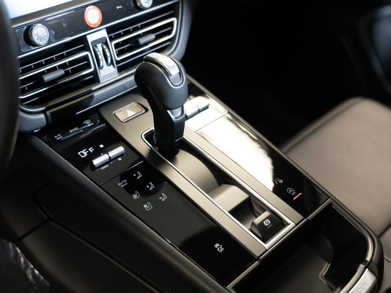 2026 Porsche Macan Pompano Beach FL