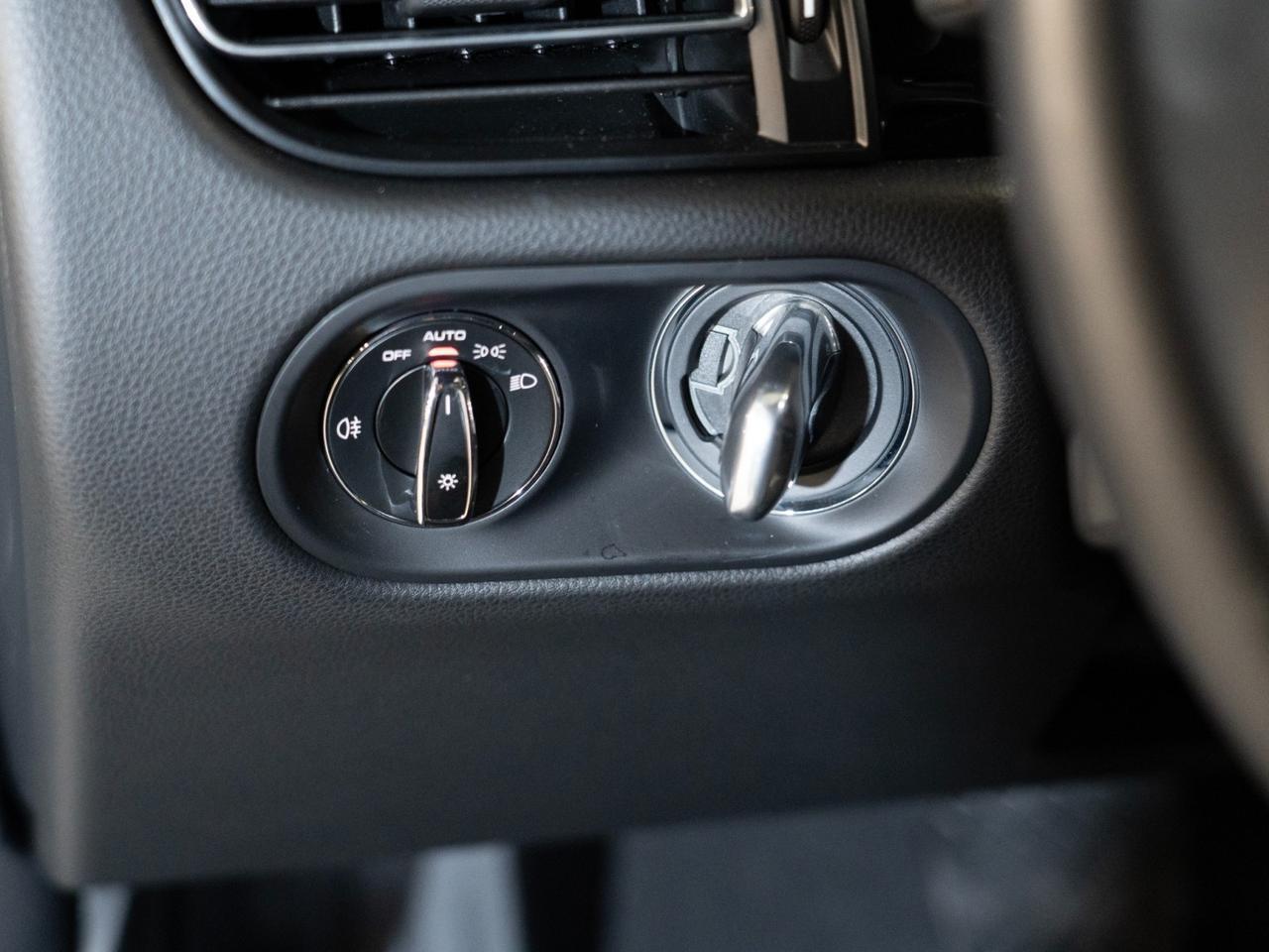2026 Porsche Macan Pompano Beach FL