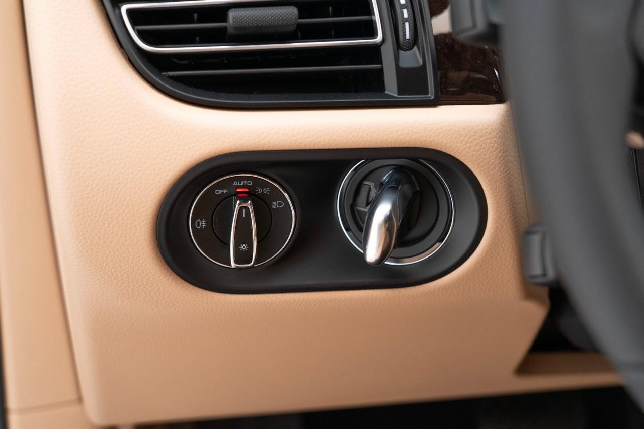 2026 Porsche Macan Pompano Beach FL