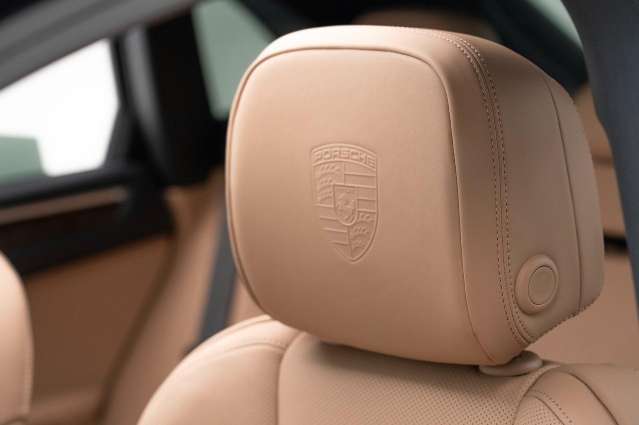 2026 Porsche Macan Pompano Beach FL