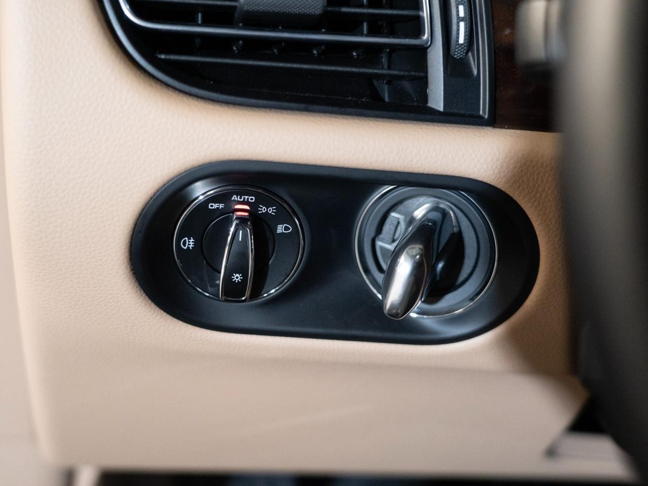 2026 Porsche Macan Pompano Beach FL