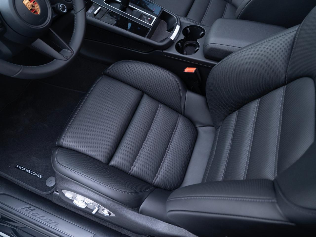 2026 Porsche Macan Pompano Beach FL