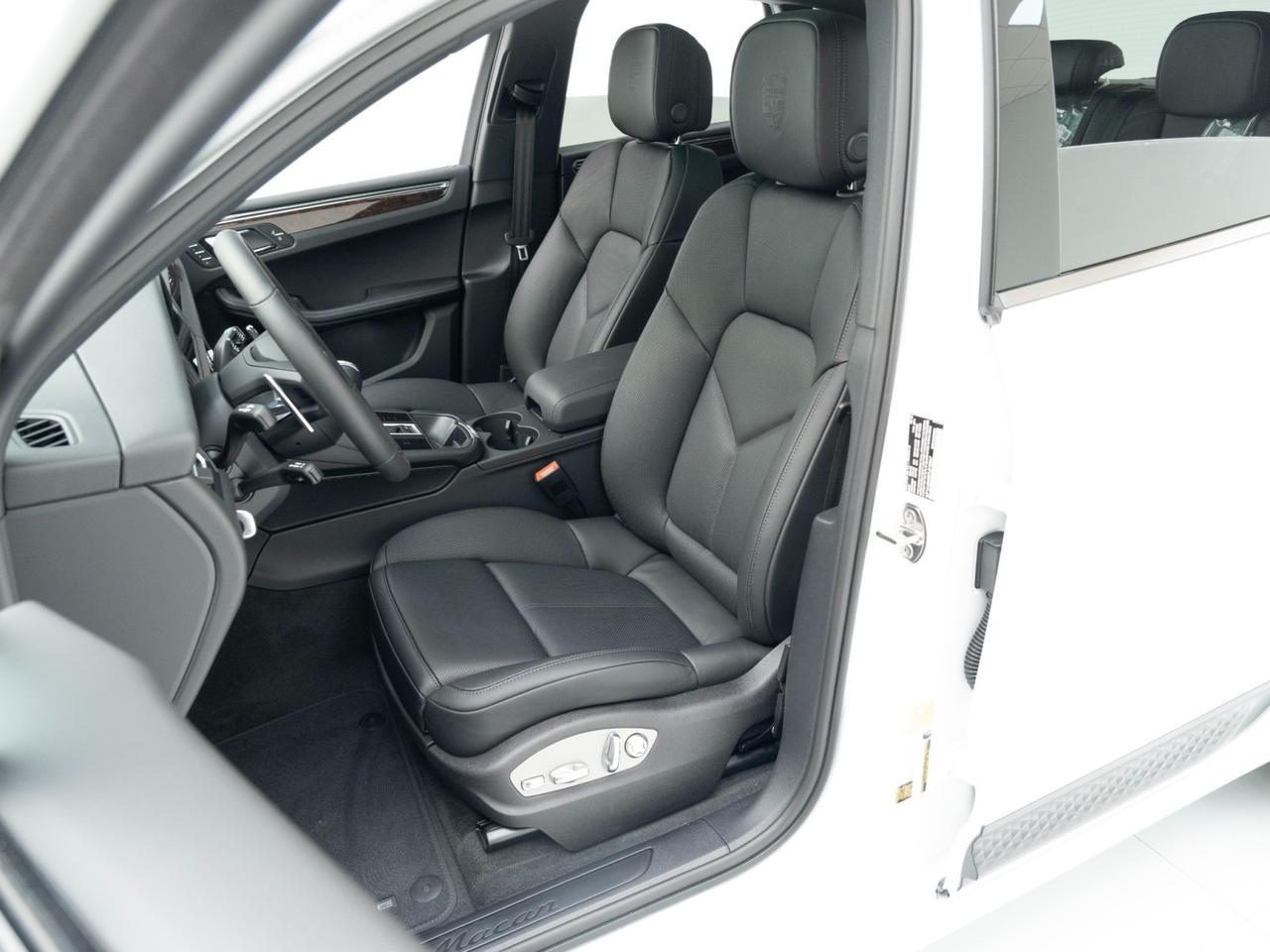 2026 Porsche Macan Pompano Beach FL