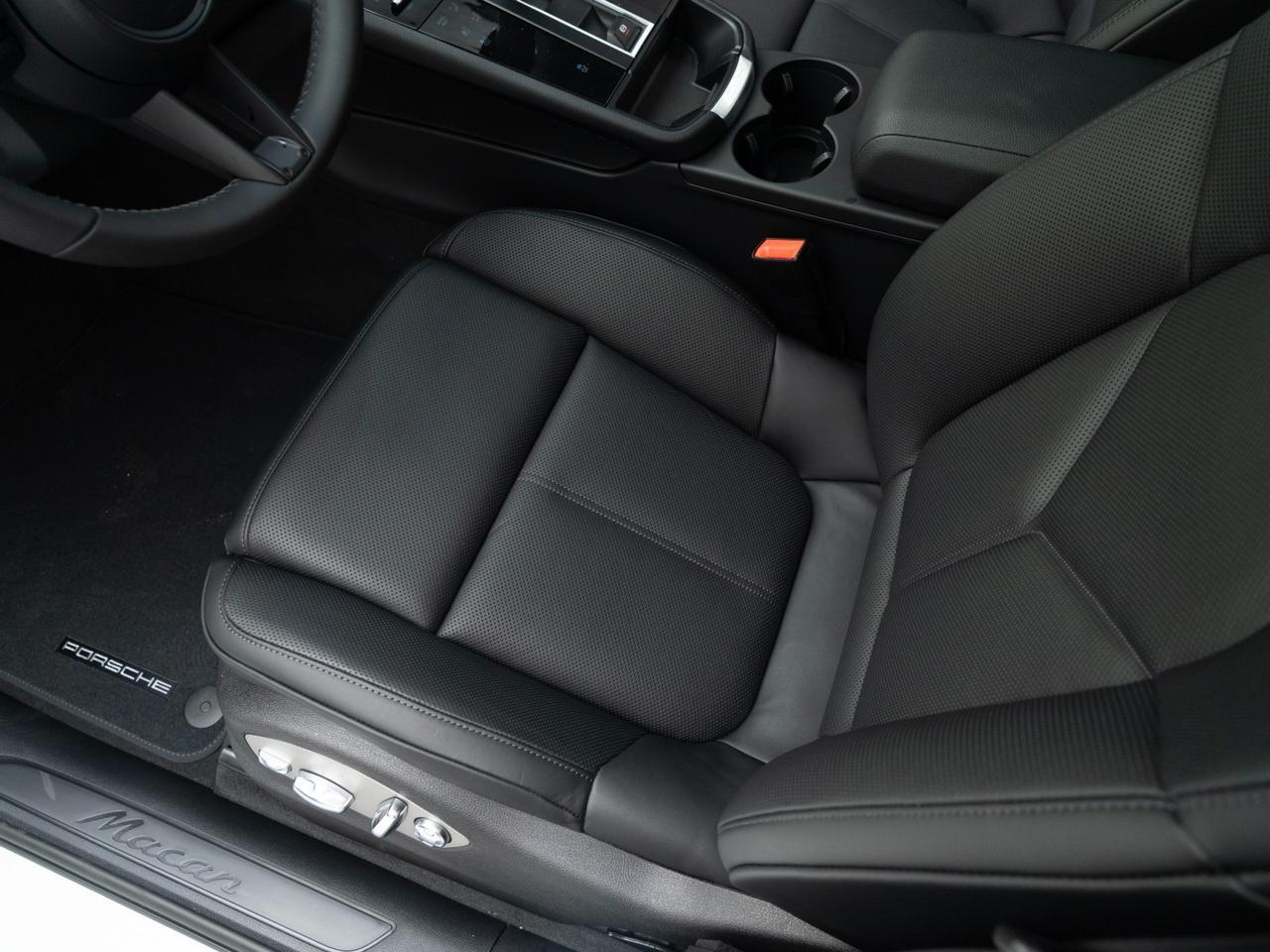 2026 Porsche Macan Pompano Beach FL