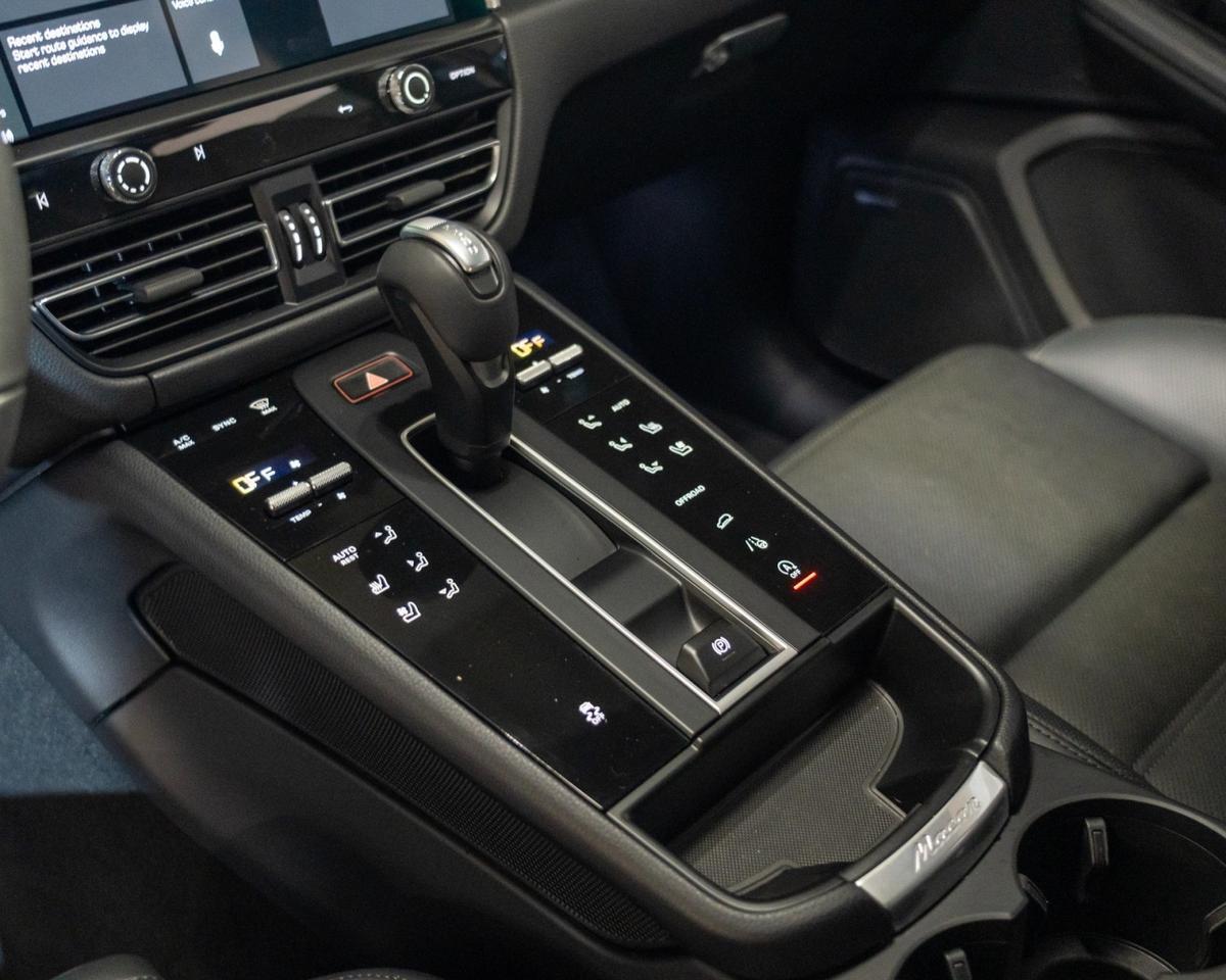 2026 Porsche Macan Pompano Beach FL