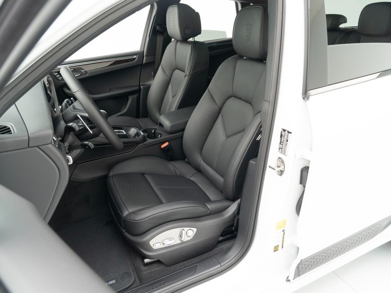 2026 Porsche Macan Pompano Beach FL