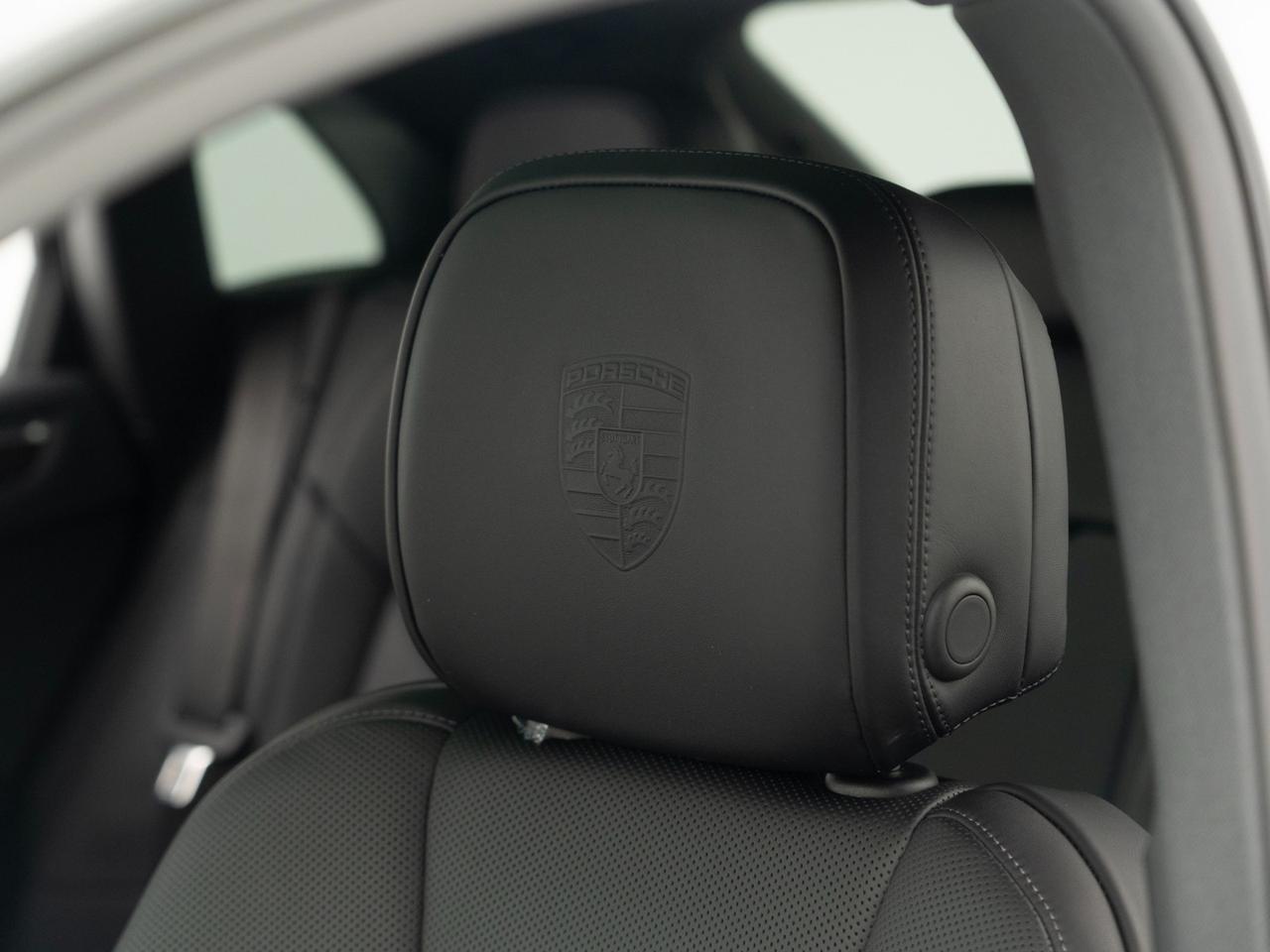 2026 Porsche Macan Pompano Beach FL