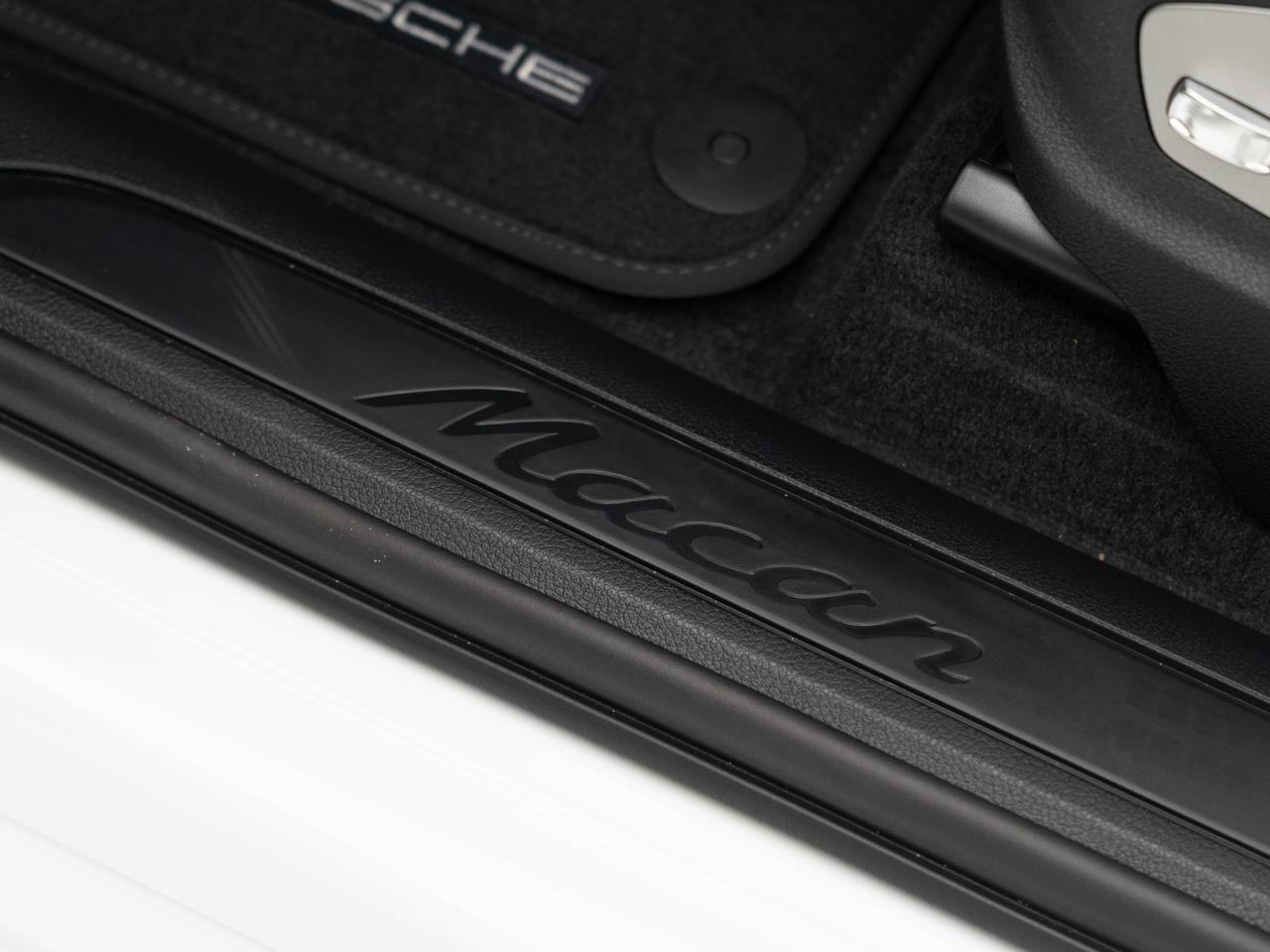 2026 Porsche Macan Pompano Beach FL