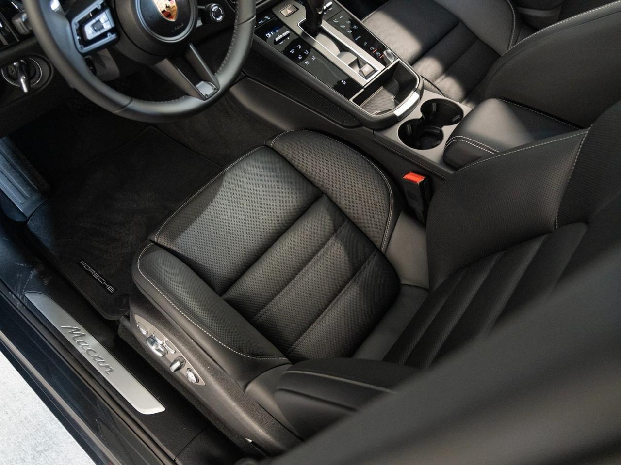 2026 Porsche Macan Pompano Beach FL
