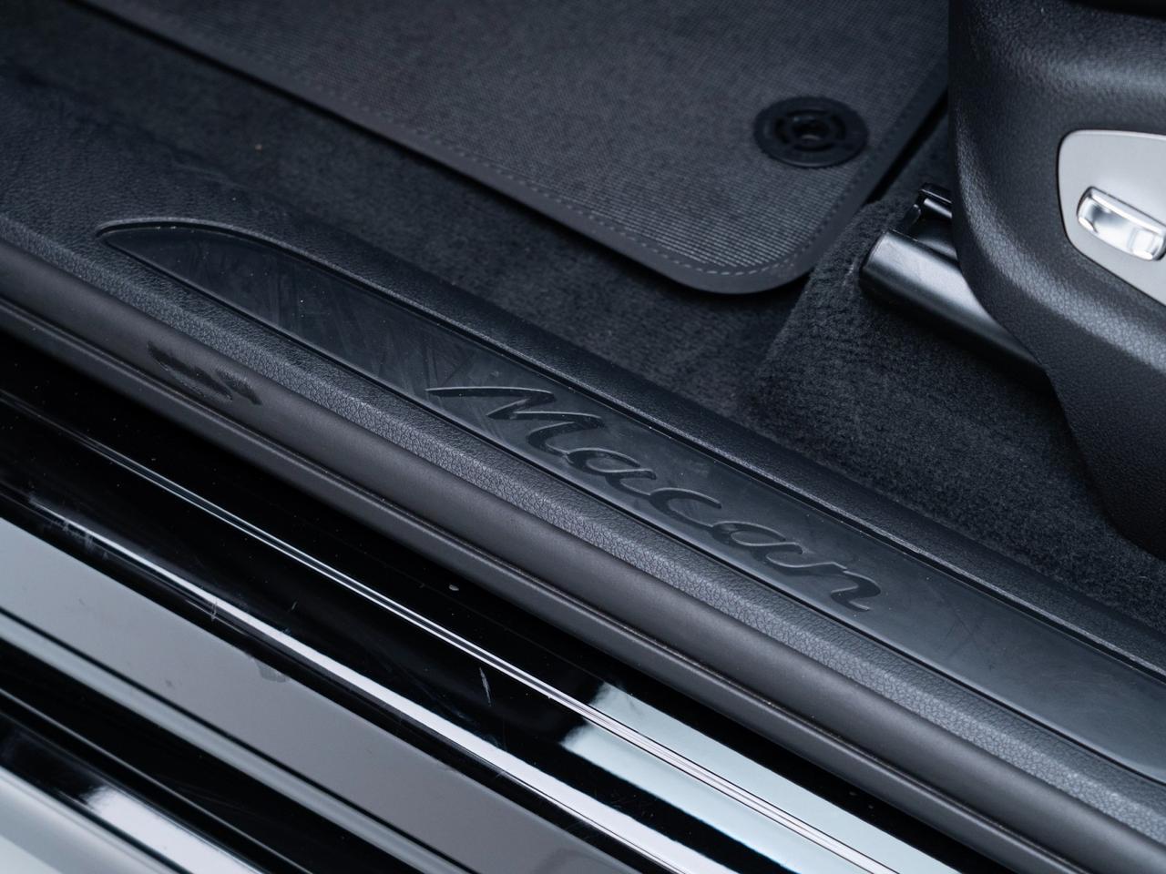 2026 Porsche Macan Pompano Beach FL