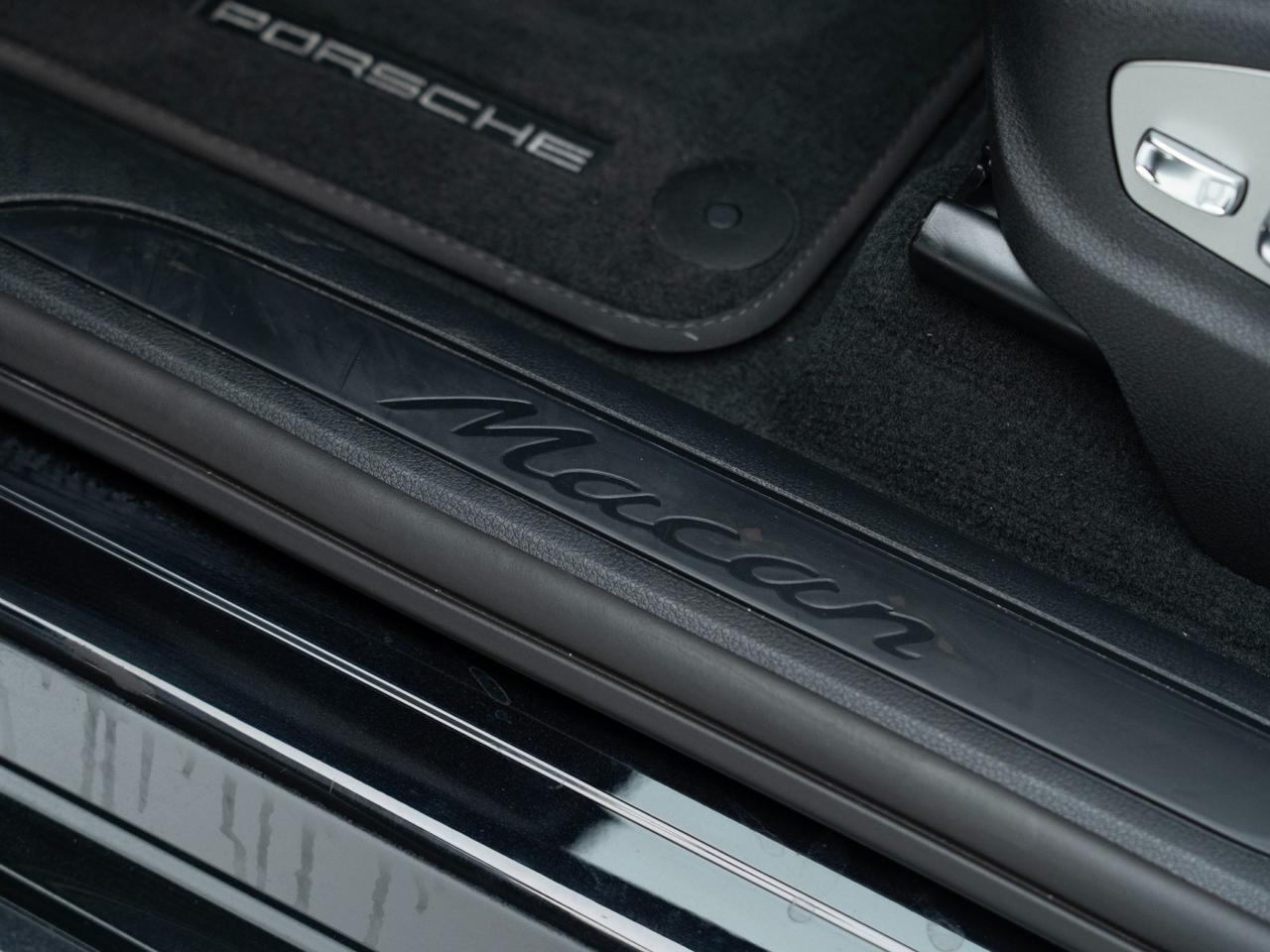 2026 Porsche Macan Pompano Beach FL