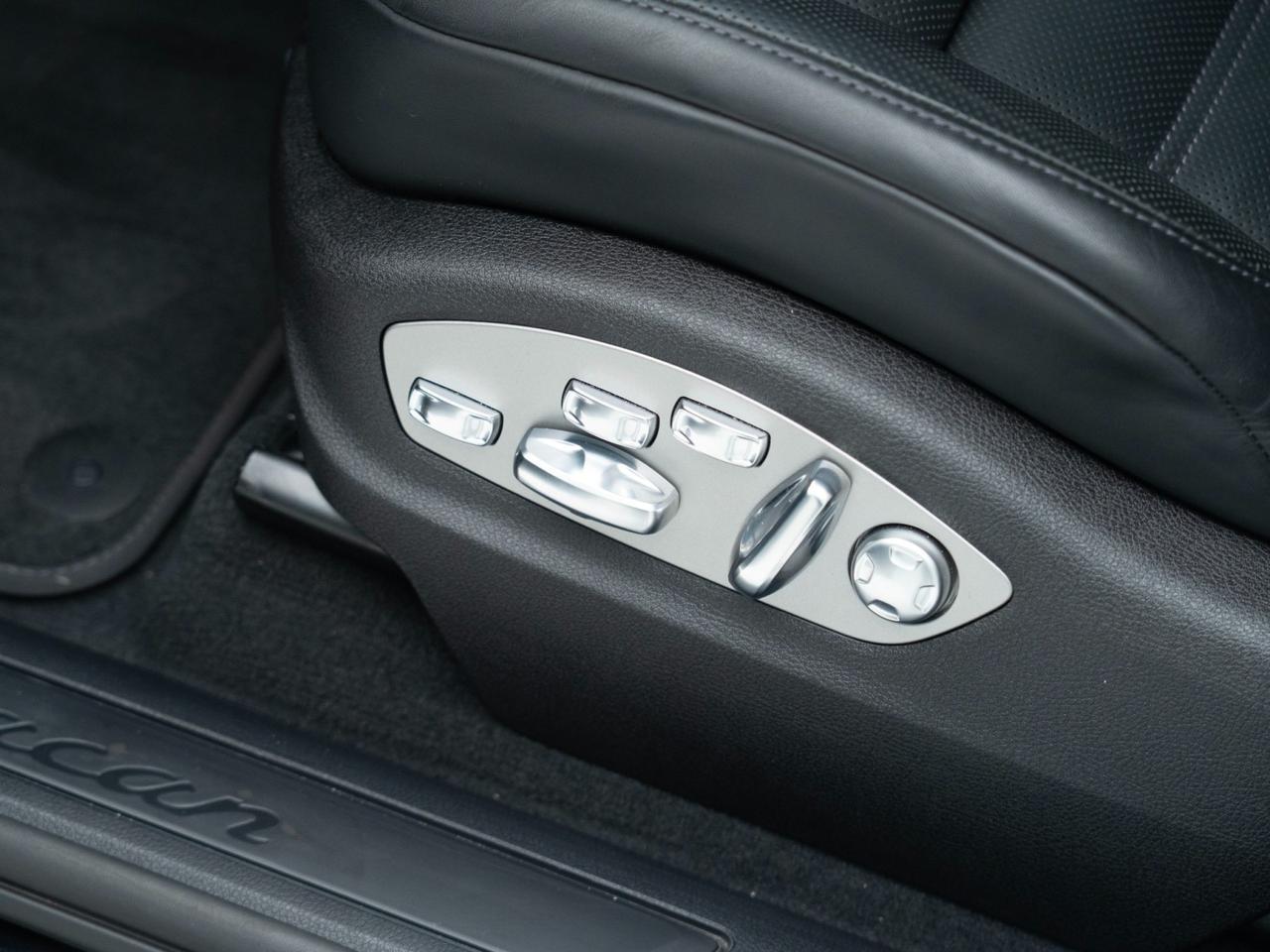 2026 Porsche Macan Pompano Beach FL