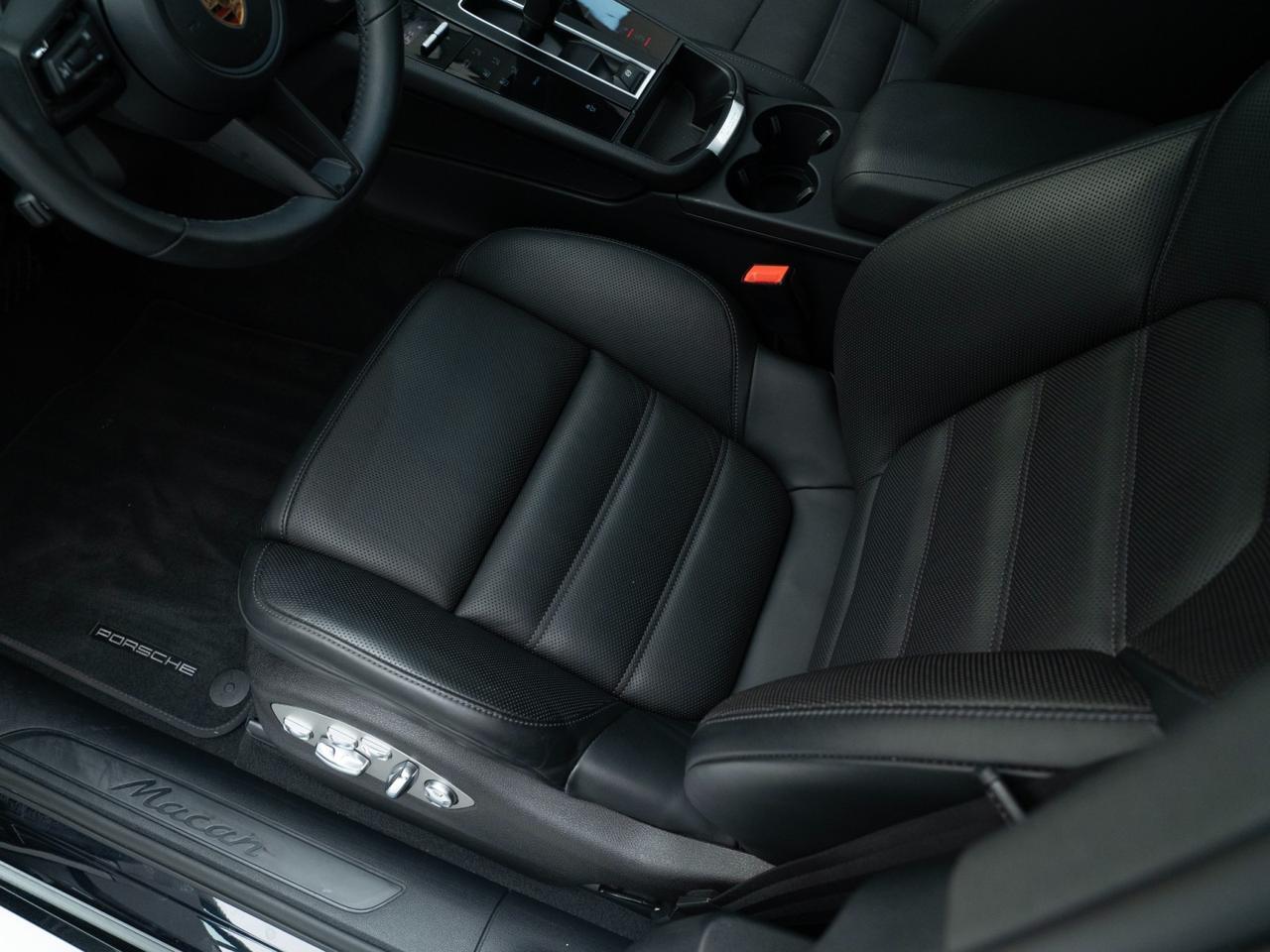 2026 Porsche Macan Pompano Beach FL