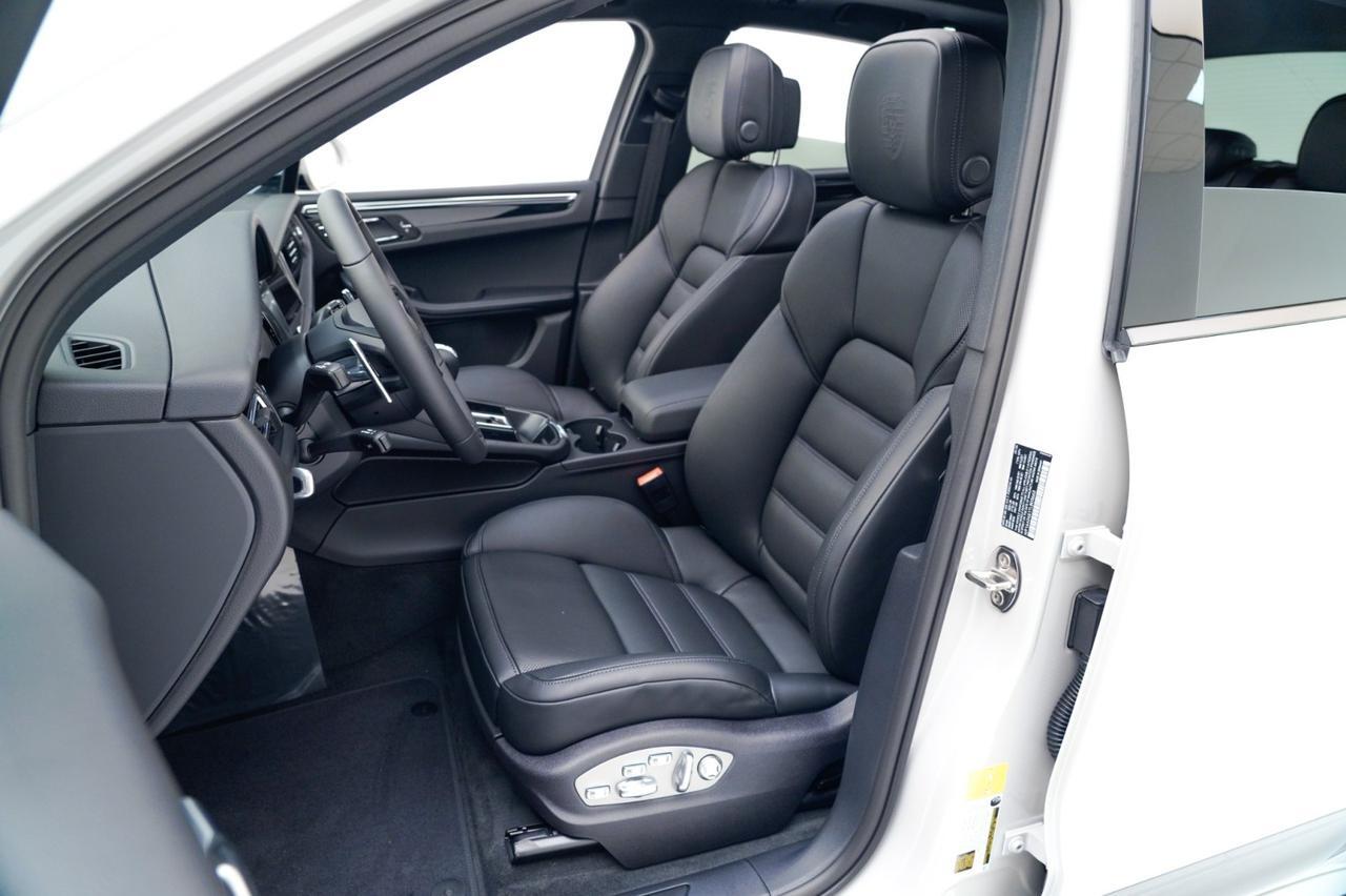 2026 Porsche Macan Pompano Beach FL