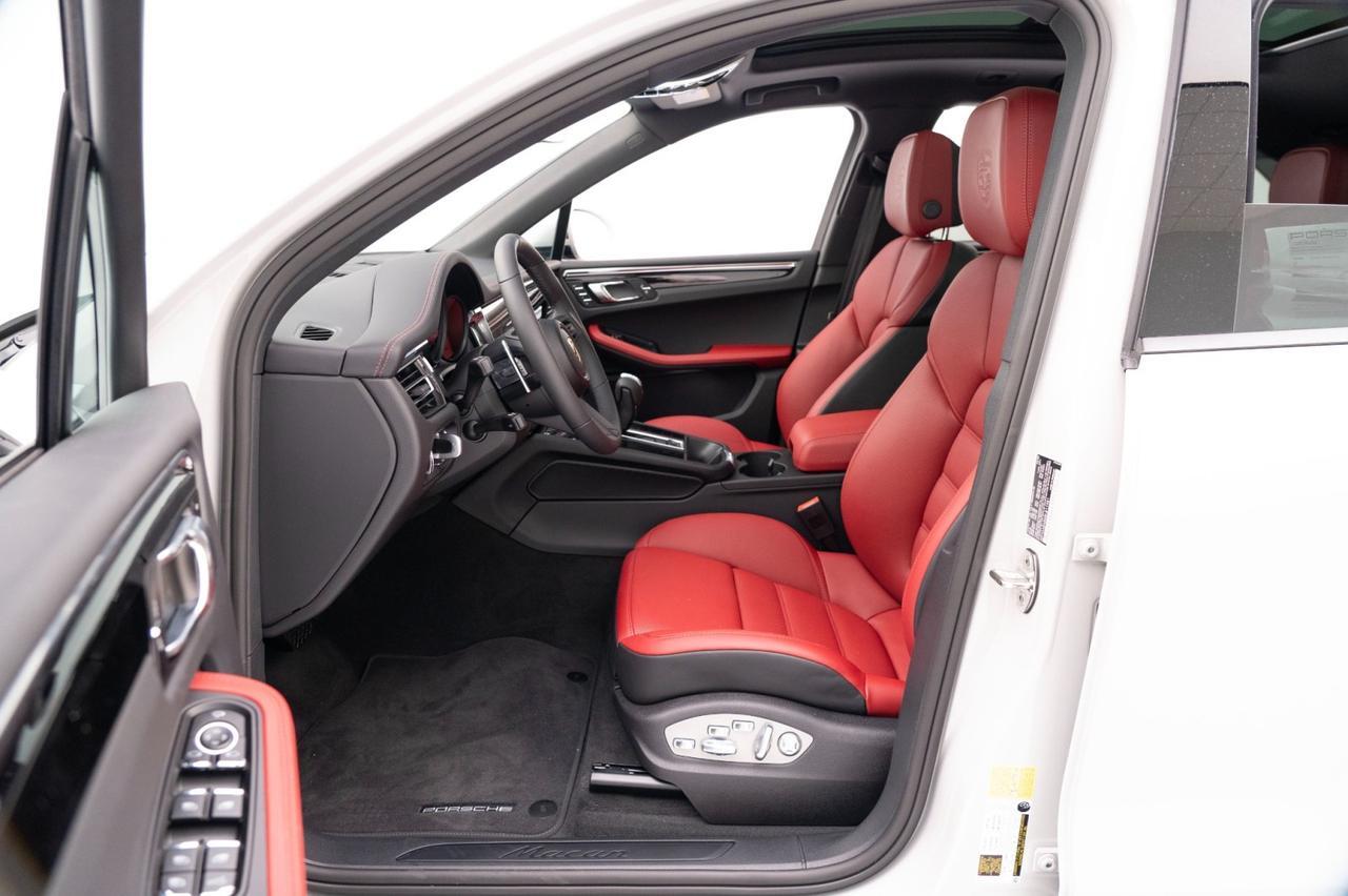 2026 Porsche Macan Pompano Beach FL