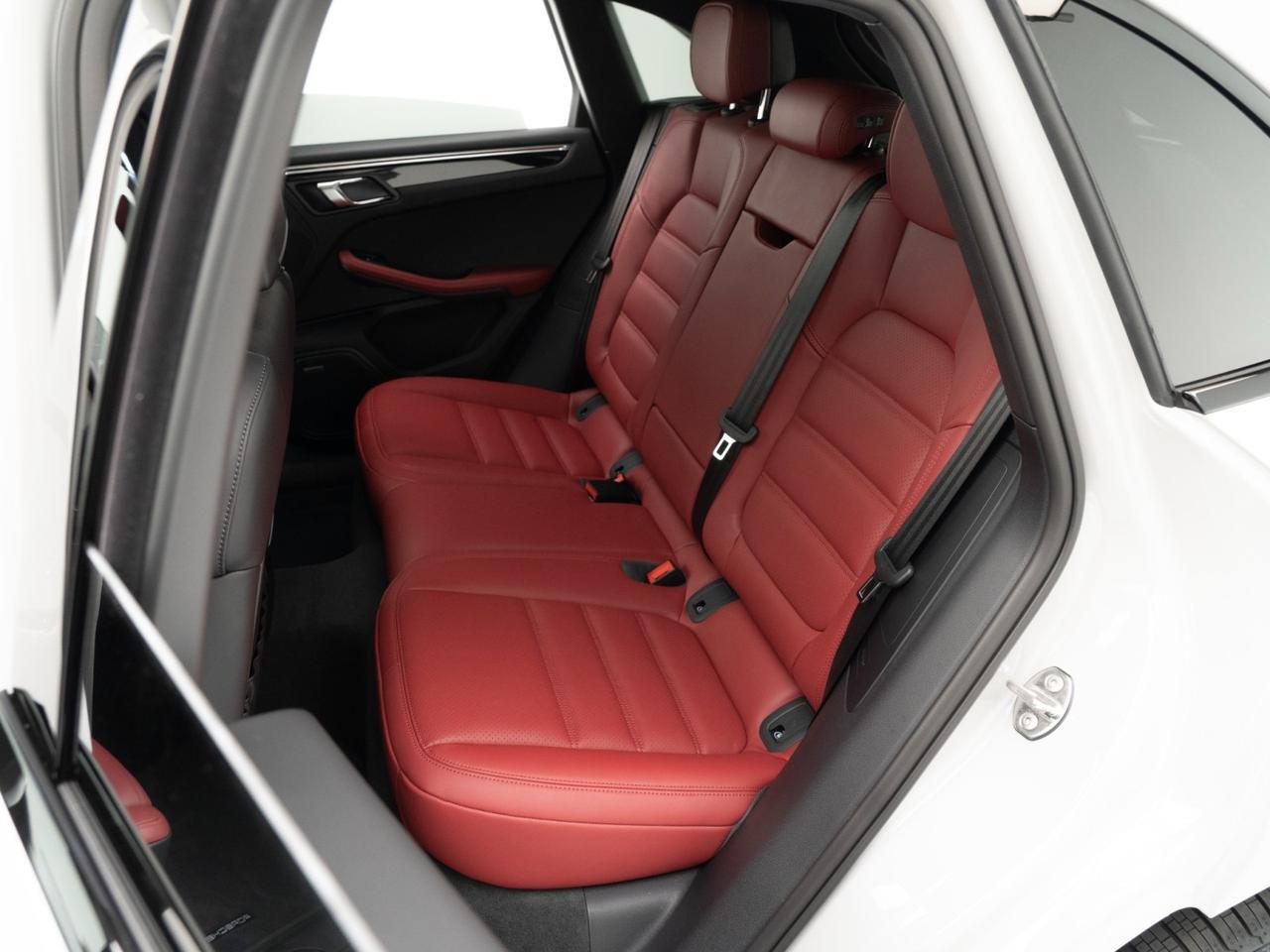 2026 Porsche Macan Pompano Beach FL