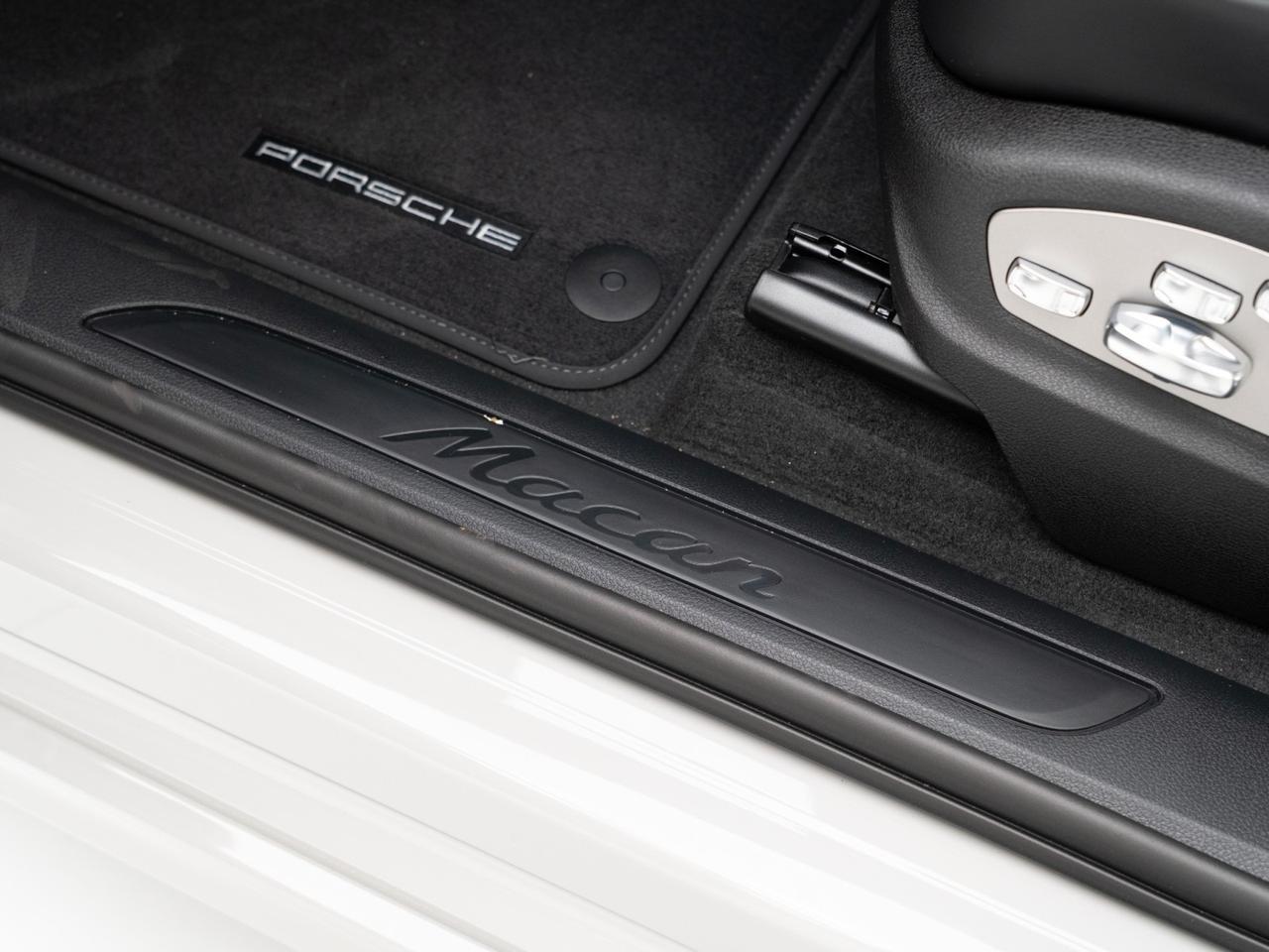 2026 Porsche Macan Pompano Beach FL