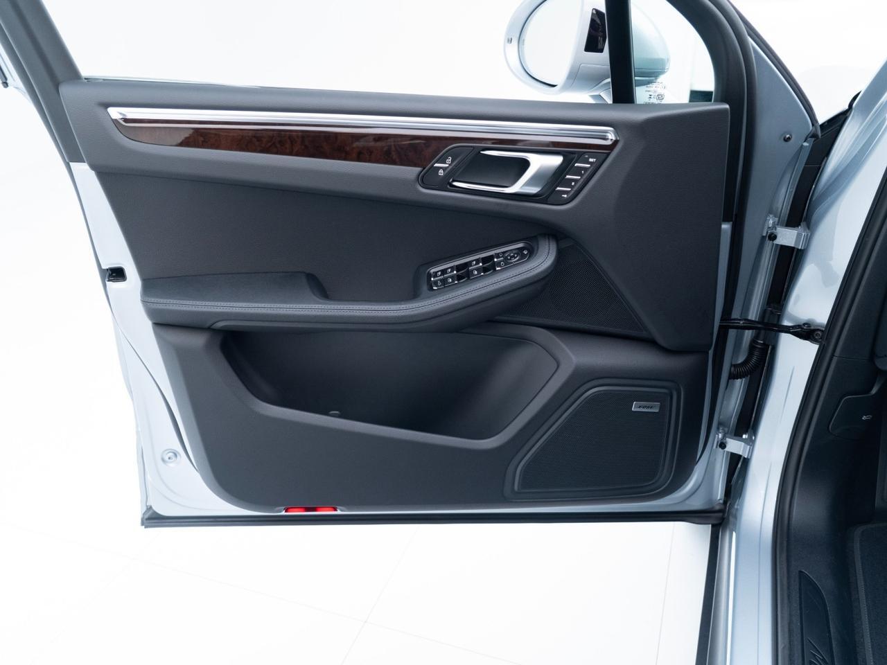 2026 Porsche Macan Pompano Beach FL