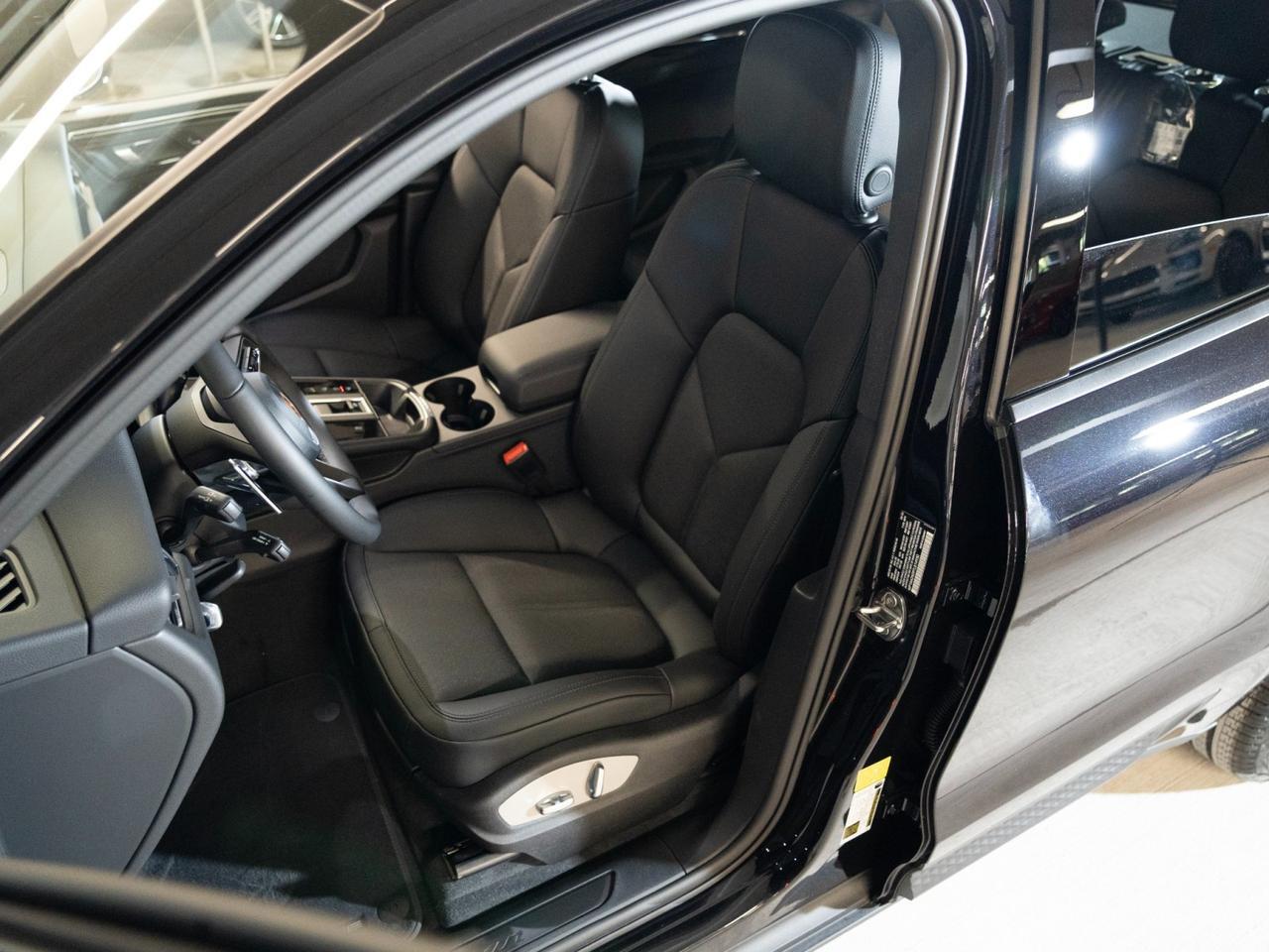 2026 Porsche Macan Pompano Beach FL