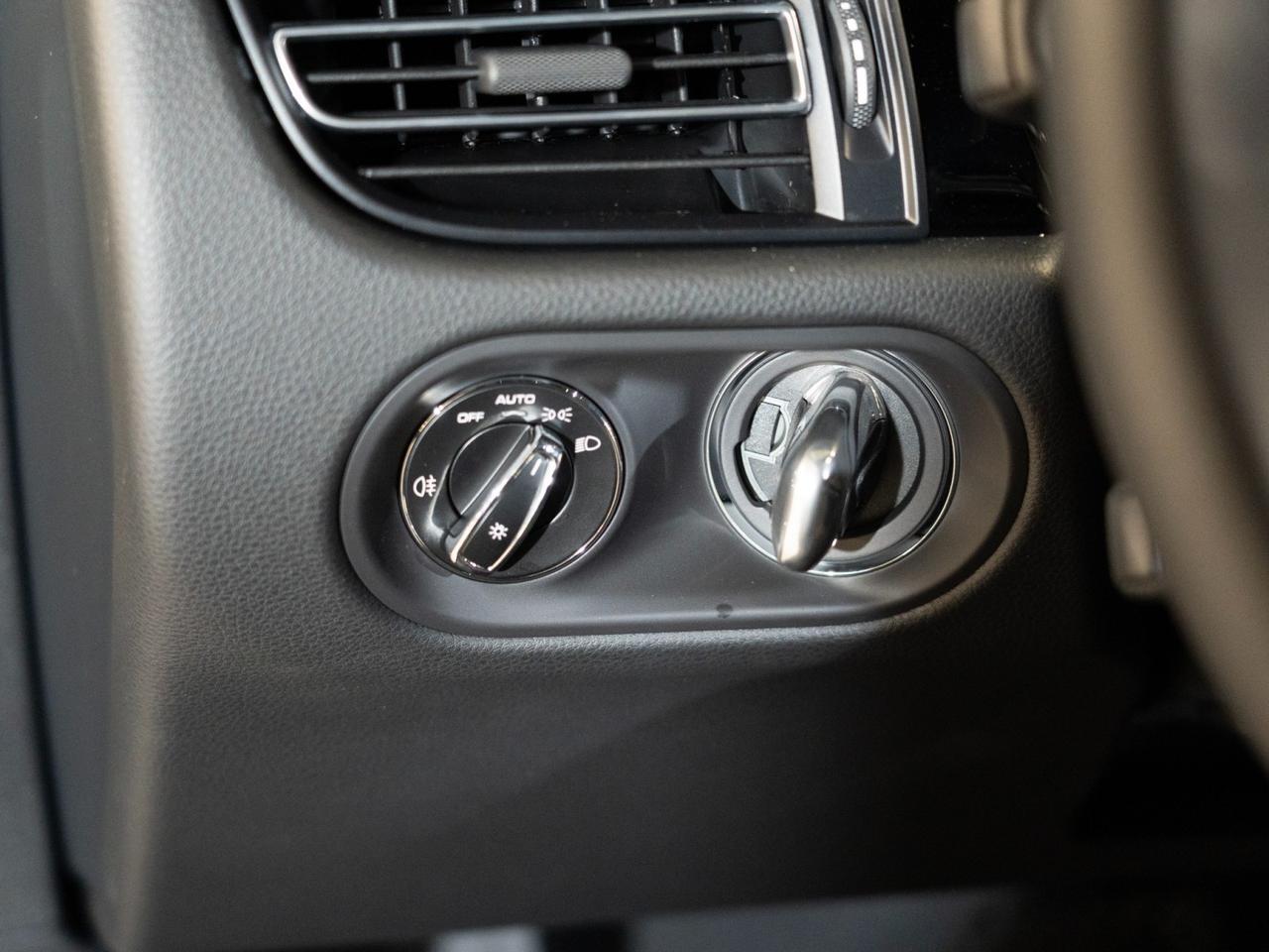 2026 Porsche Macan Pompano Beach FL