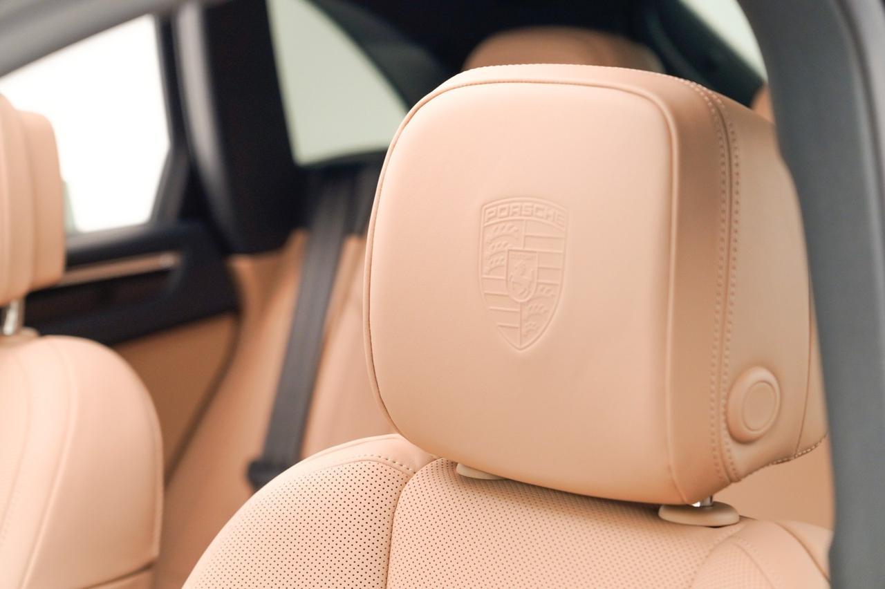 2026 Porsche Macan Pompano Beach FL