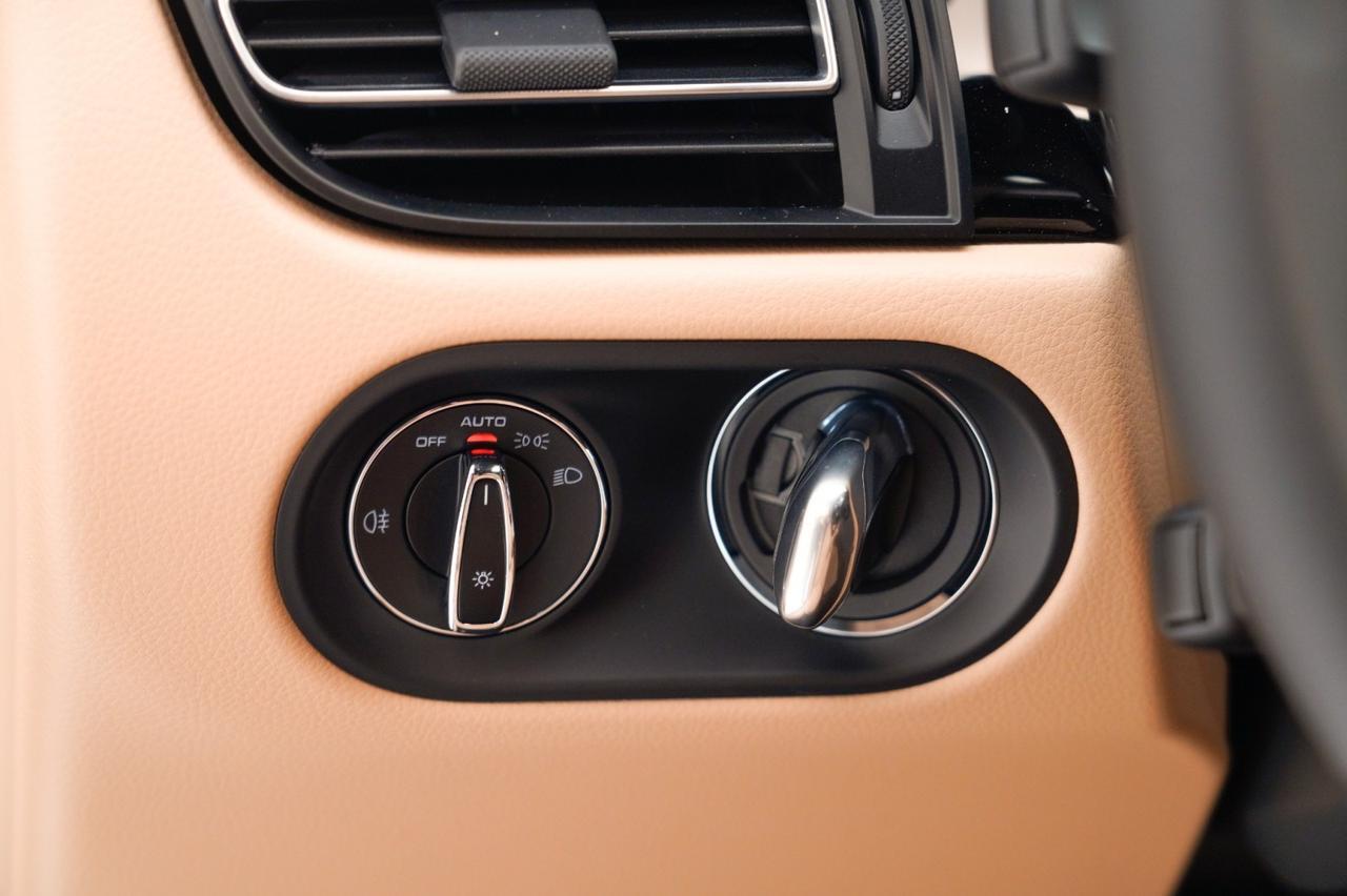 2026 Porsche Macan Pompano Beach FL