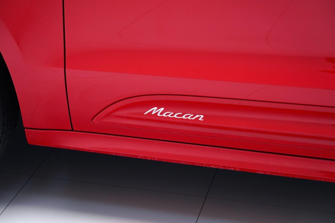 2026 Porsche Macan Pompano Beach FL