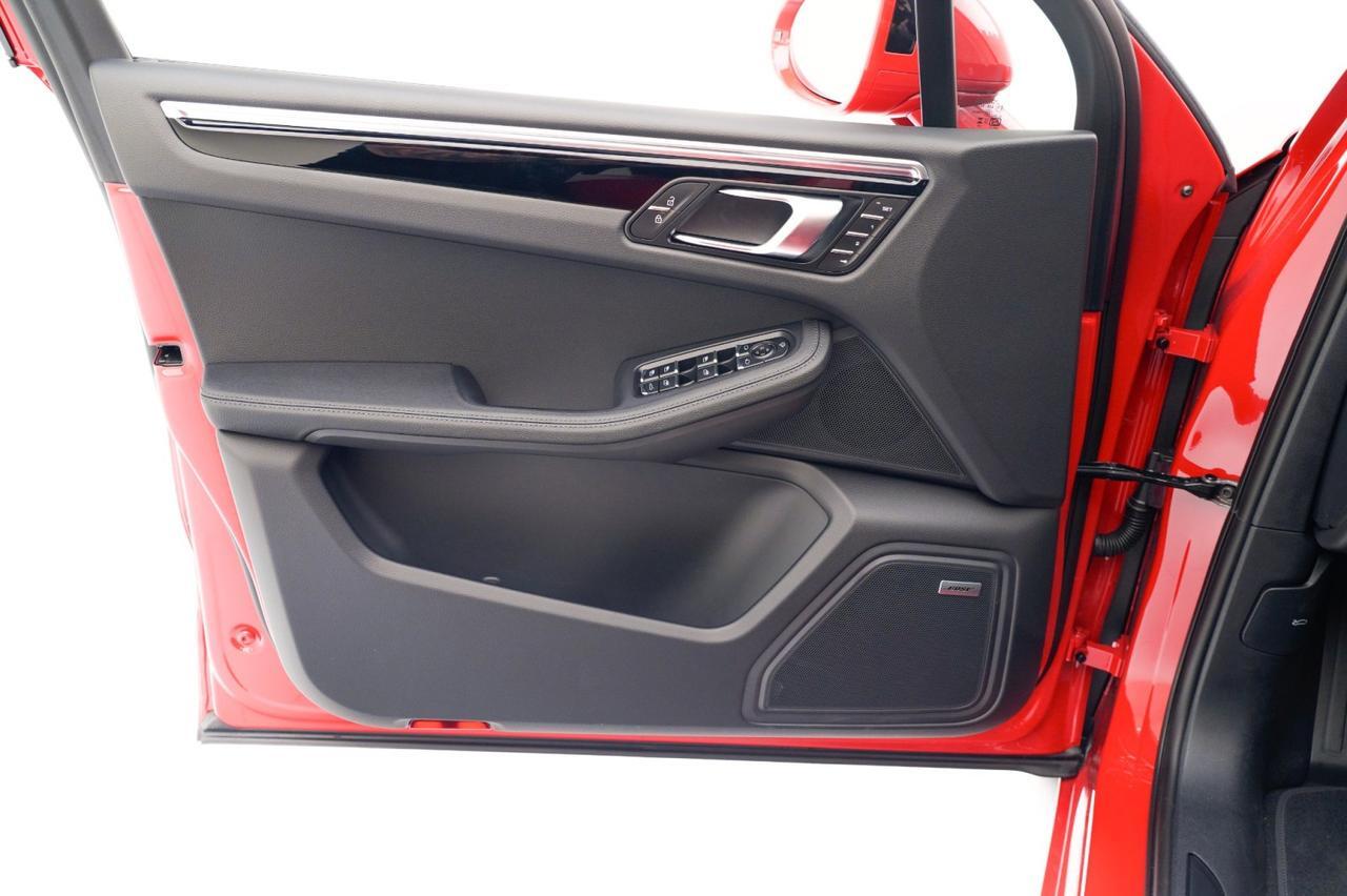 2026 Porsche Macan Pompano Beach FL