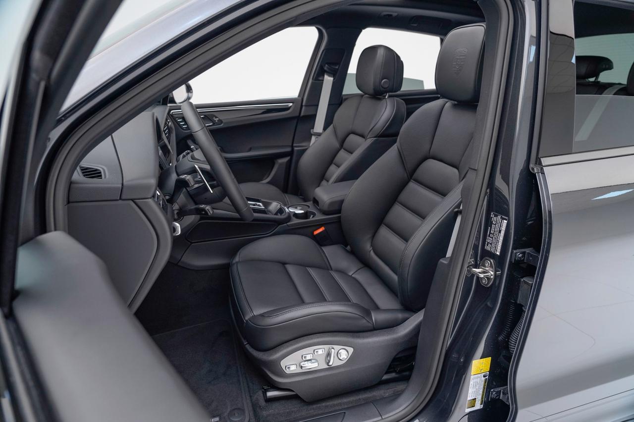 2026 Porsche Macan Pompano Beach FL