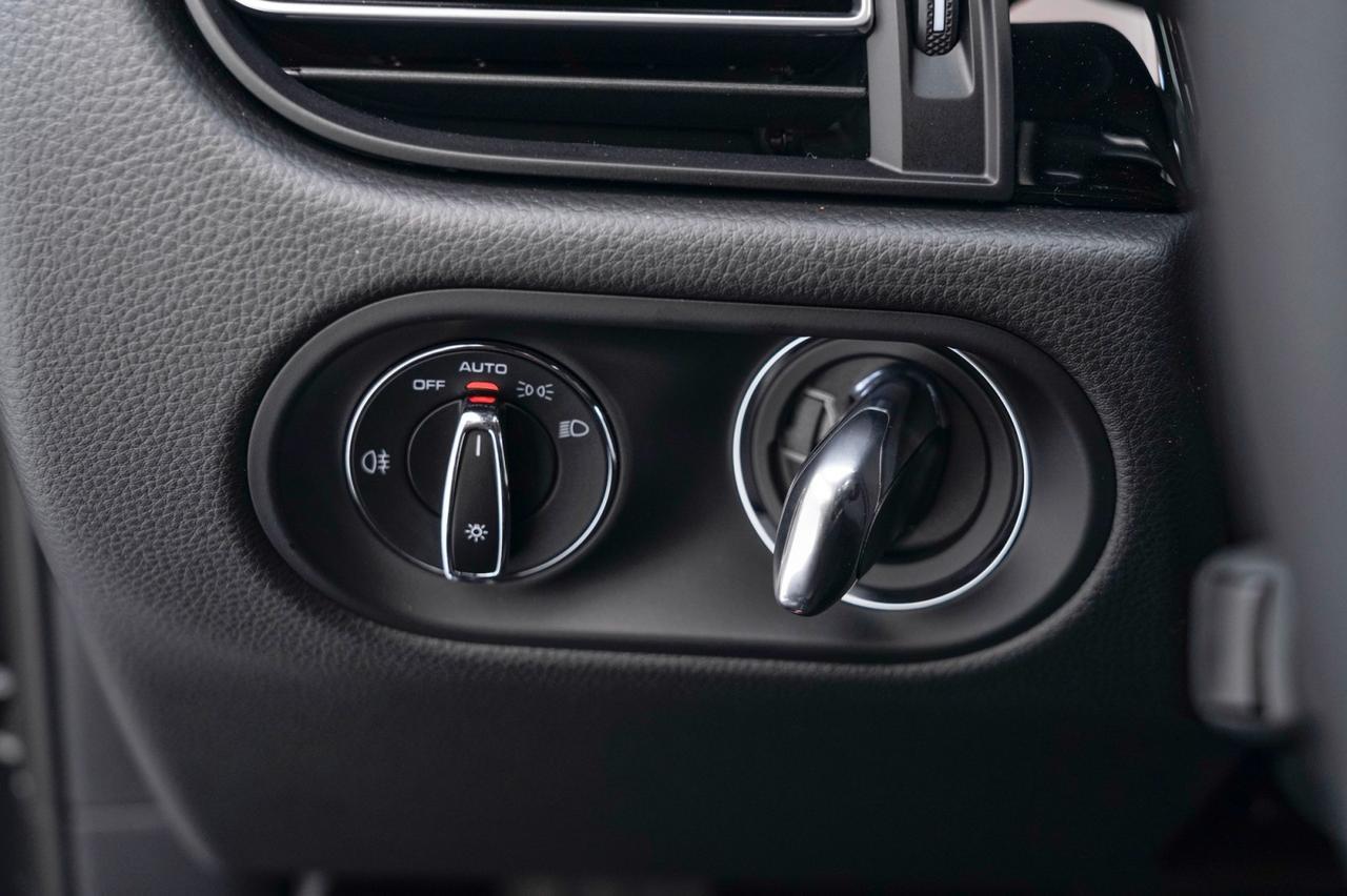 2026 Porsche Macan Pompano Beach FL