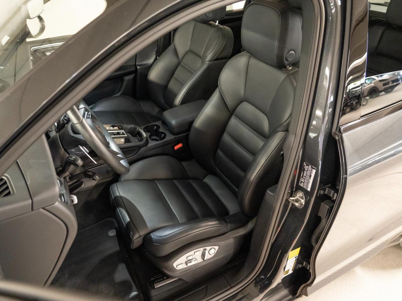 2026 Porsche Macan Pompano Beach FL