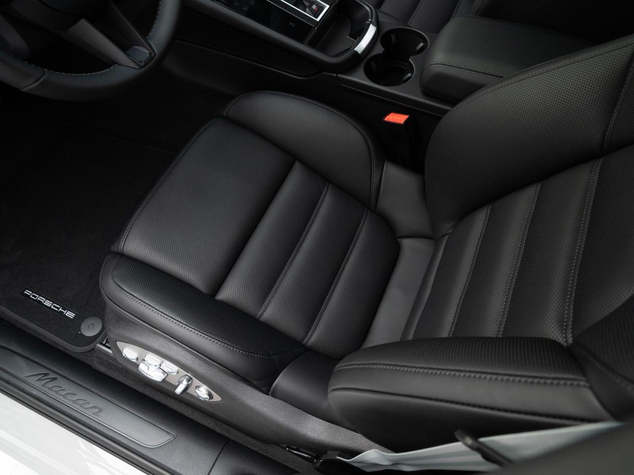 2026 Porsche Macan Pompano Beach FL