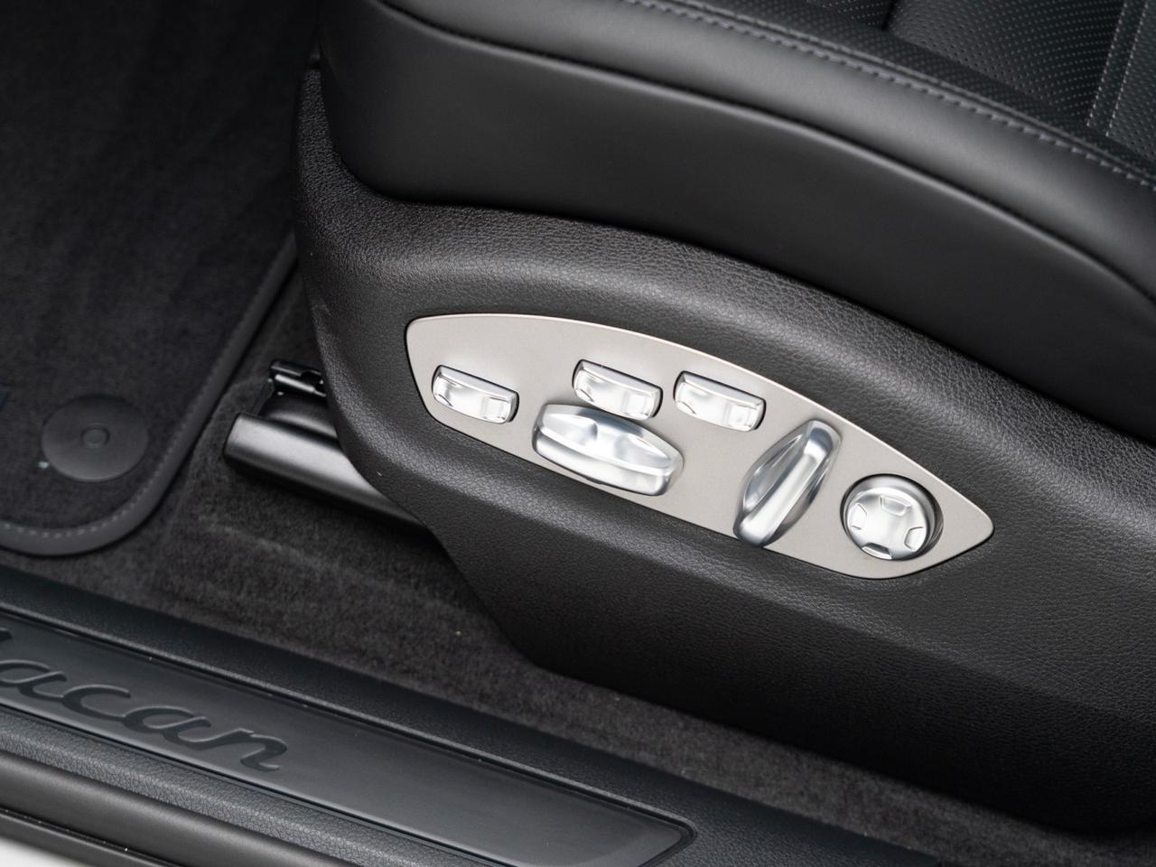 2026 Porsche Macan Pompano Beach FL