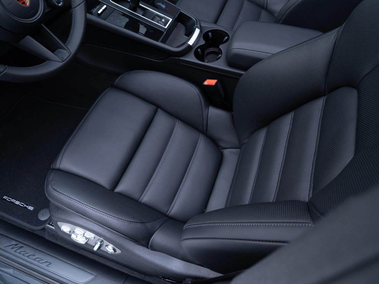 2026 Porsche Macan Pompano Beach FL