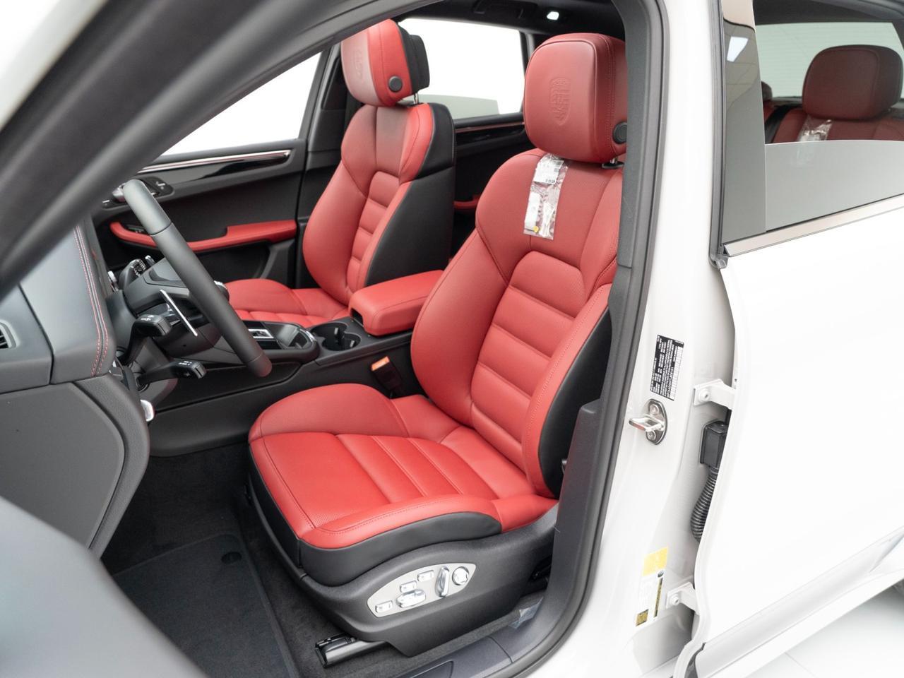 2026 Porsche Macan Pompano Beach FL