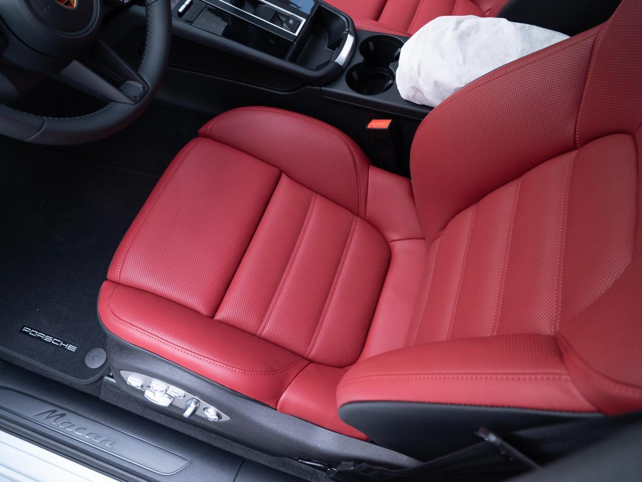 2026 Porsche Macan Pompano Beach FL