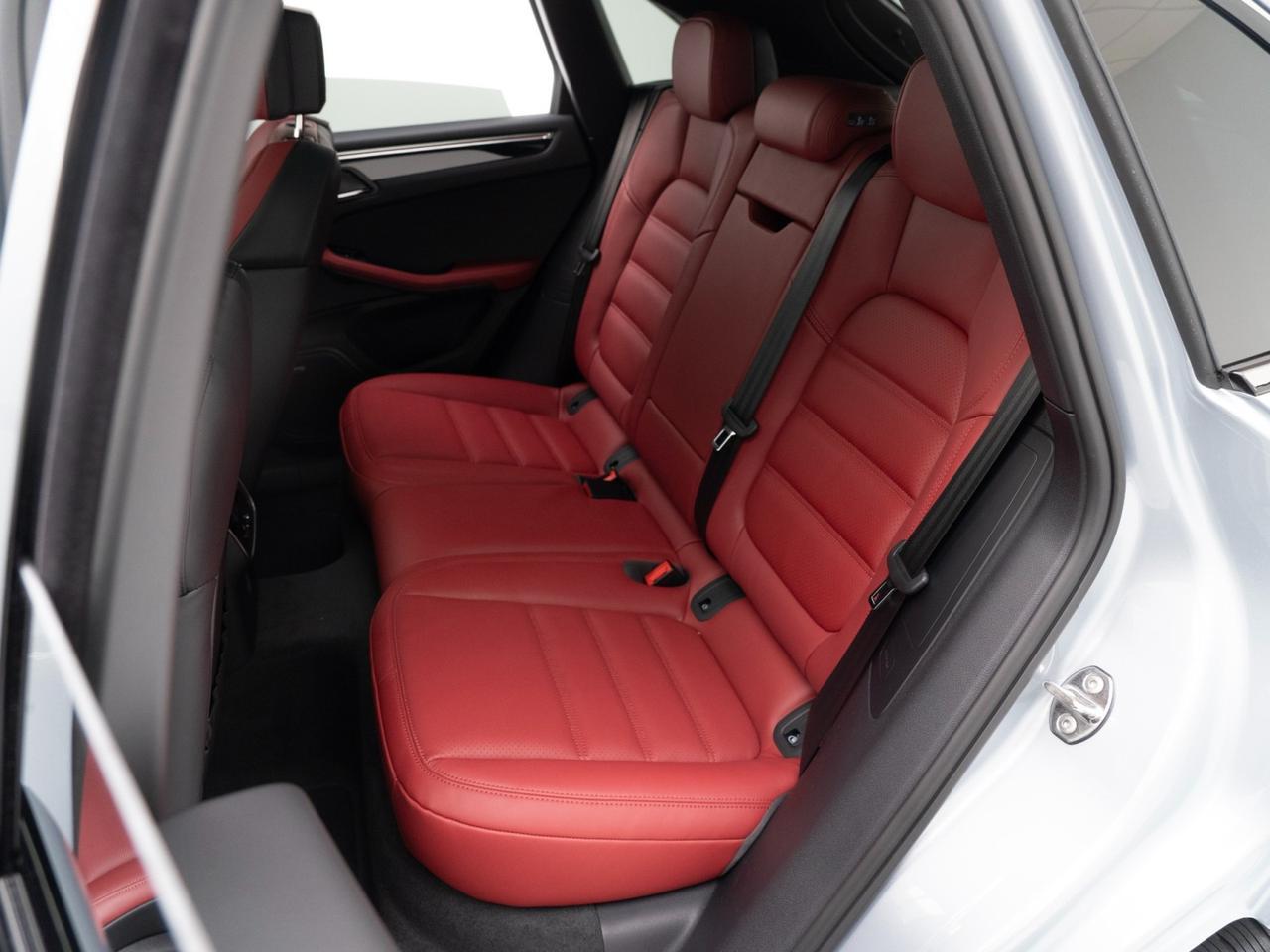 2026 Porsche Macan Pompano Beach FL