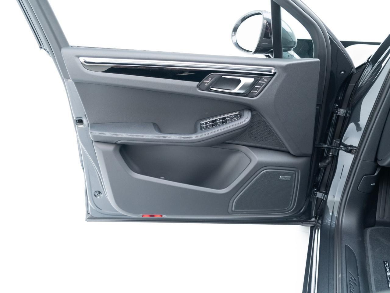 2026 Porsche Macan Pompano Beach FL