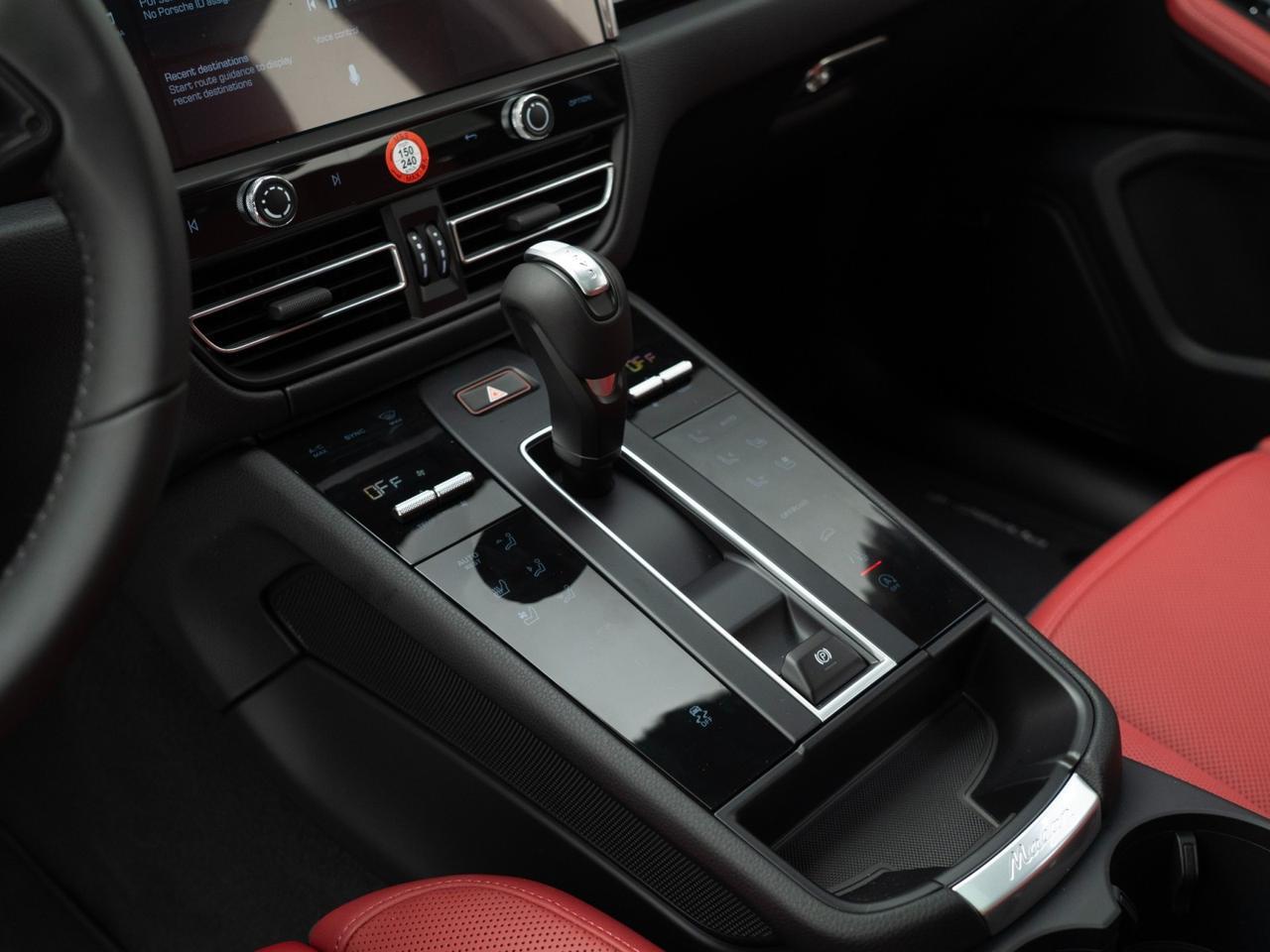 2026 Porsche Macan Pompano Beach FL