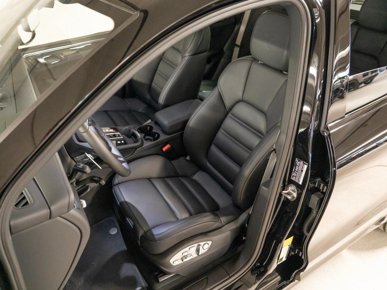 2026 Porsche Macan Pompano Beach FL