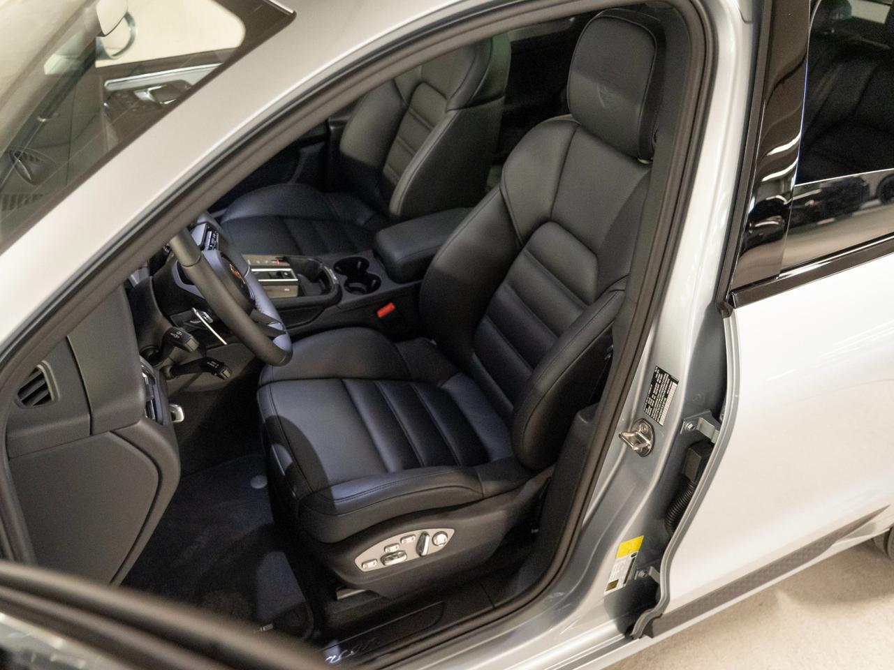 2026 Porsche Macan Pompano Beach FL