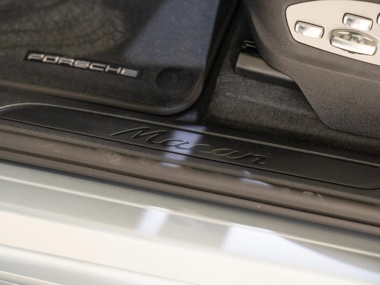 2026 Porsche Macan Pompano Beach FL