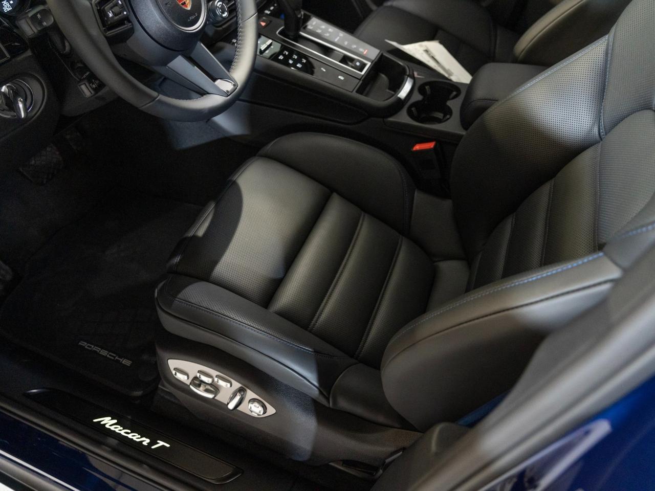 2026 Porsche Macan Pompano Beach FL