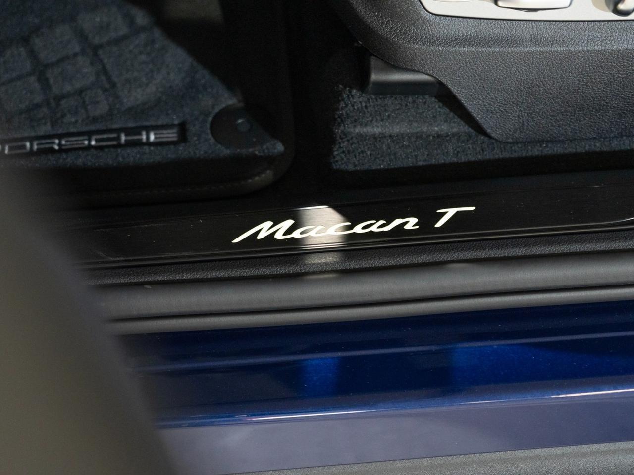 2026 Porsche Macan Pompano Beach FL